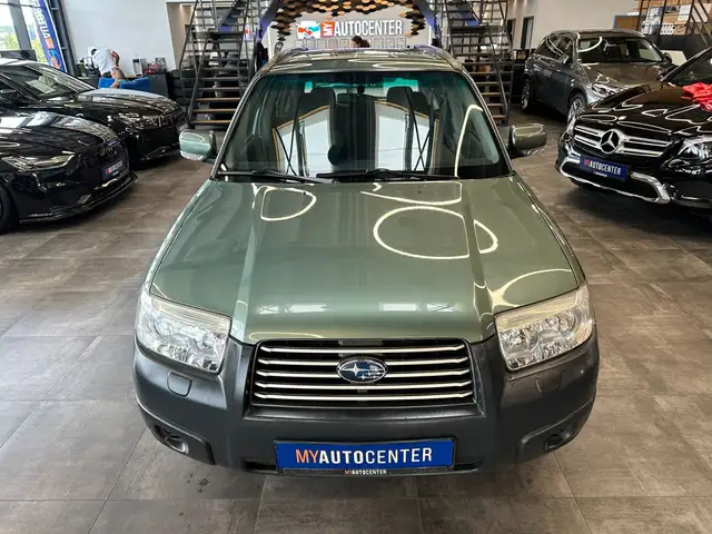 Subaru Forester view 21