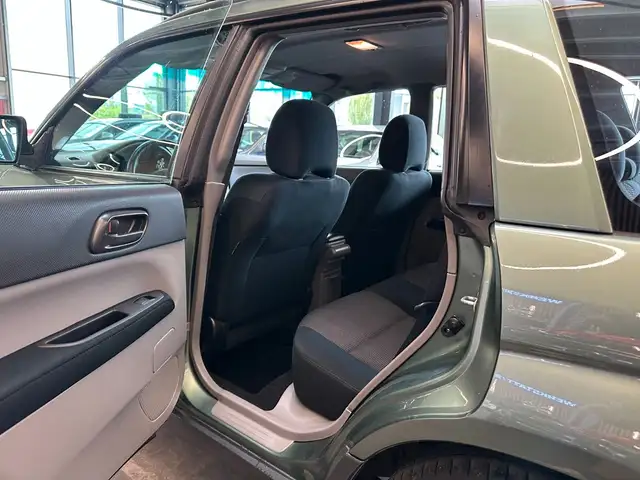 Subaru Forester view 29