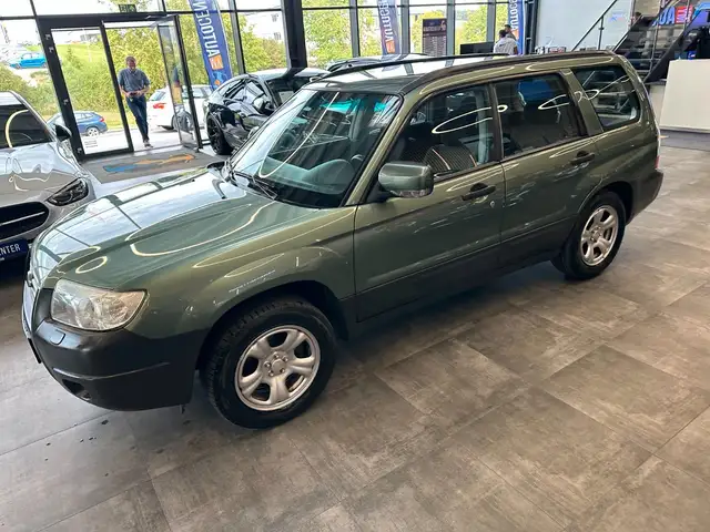 Subaru Forester view 23