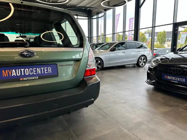 Subaru Forester view 26