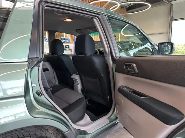 Subaru Forester view 27