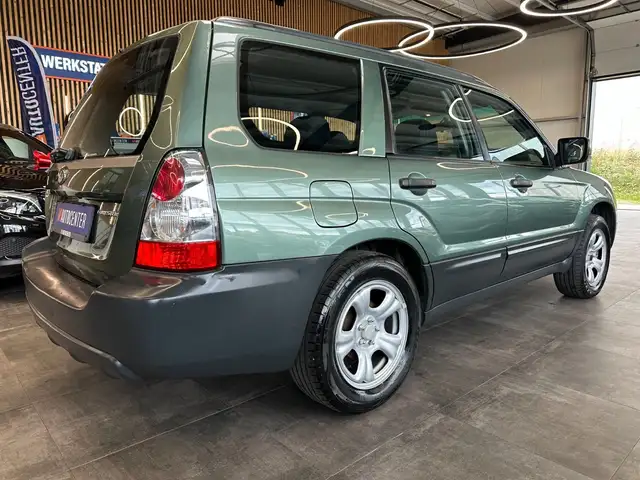 Subaru Forester view 17