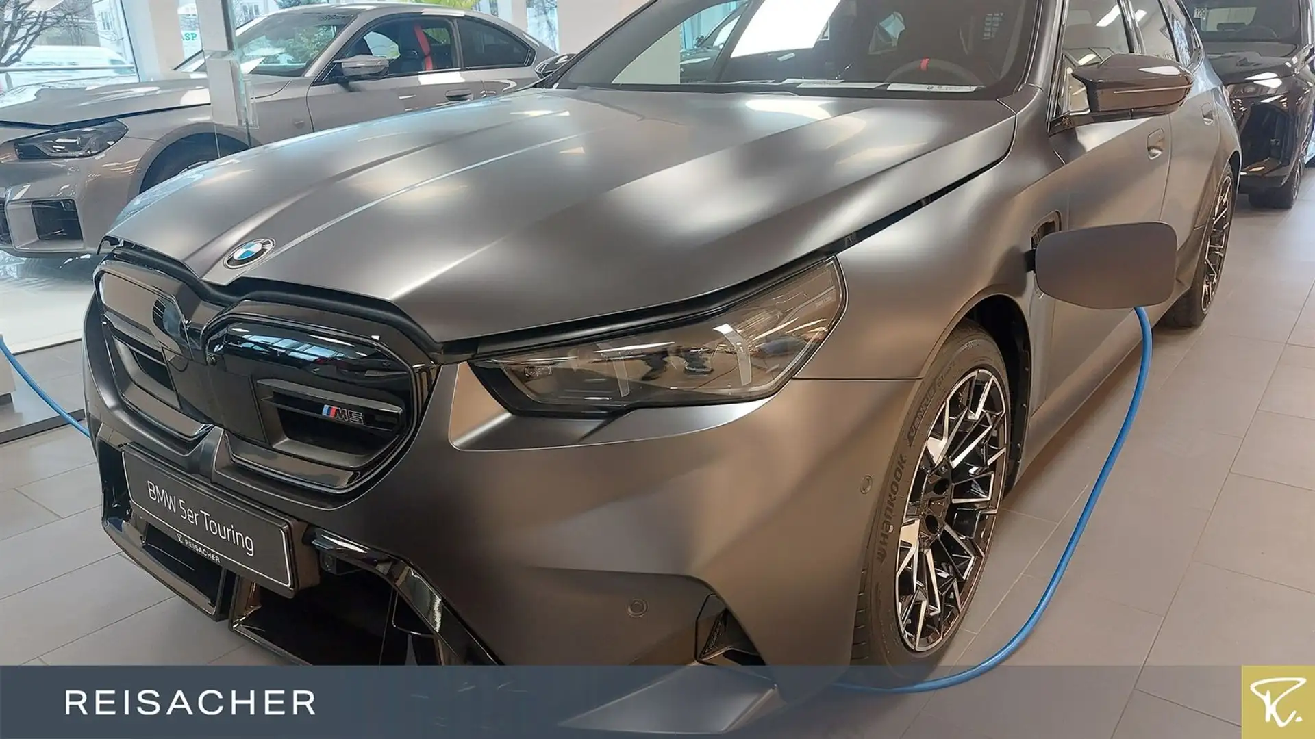 BMW M5 A Tou Pano,AHK,DAProf,Leder,Autom Gris - 1