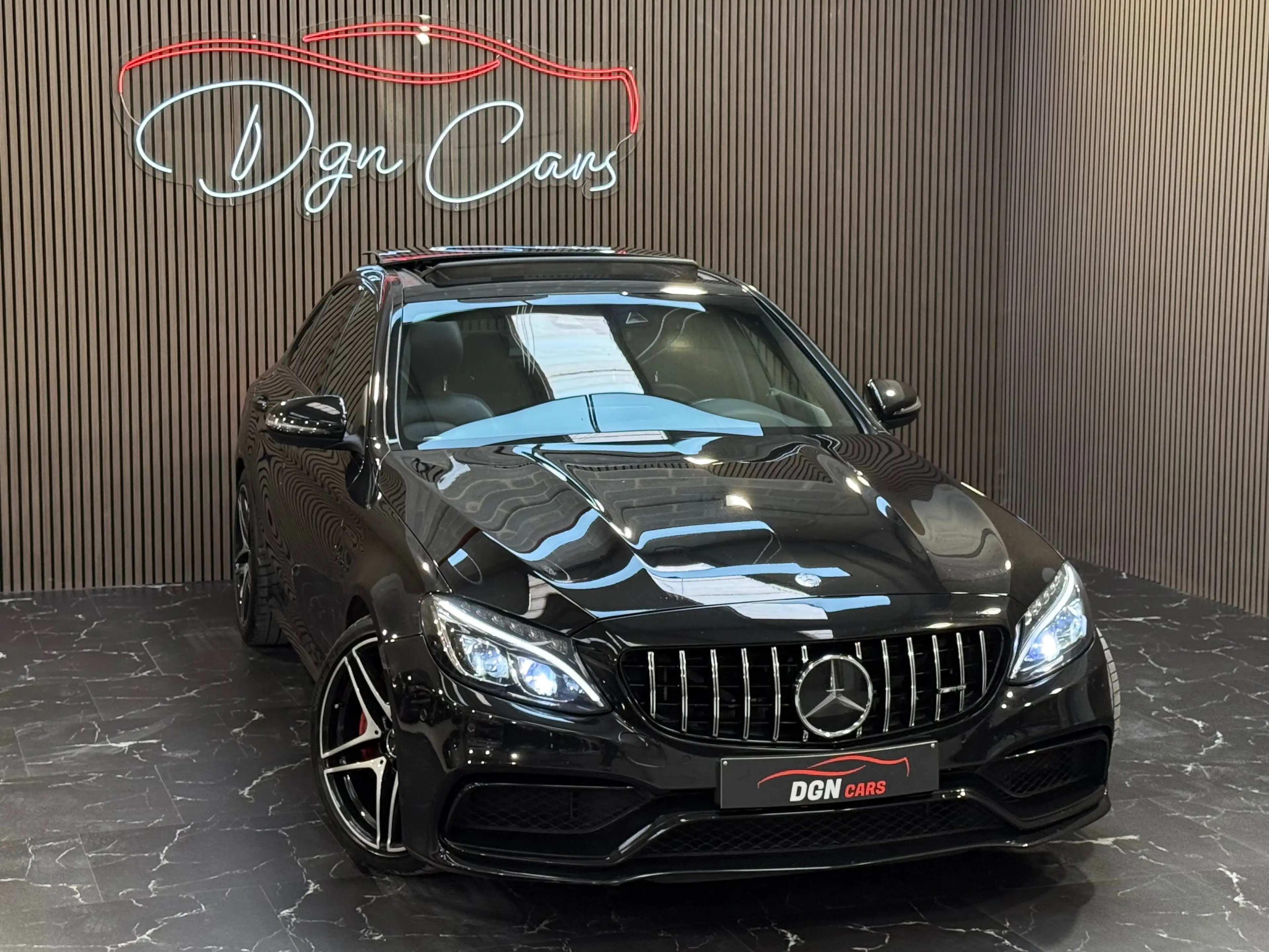 Mercedes-Benz C 63 AMG C 63 AMG ** Full Option ** — photo 2