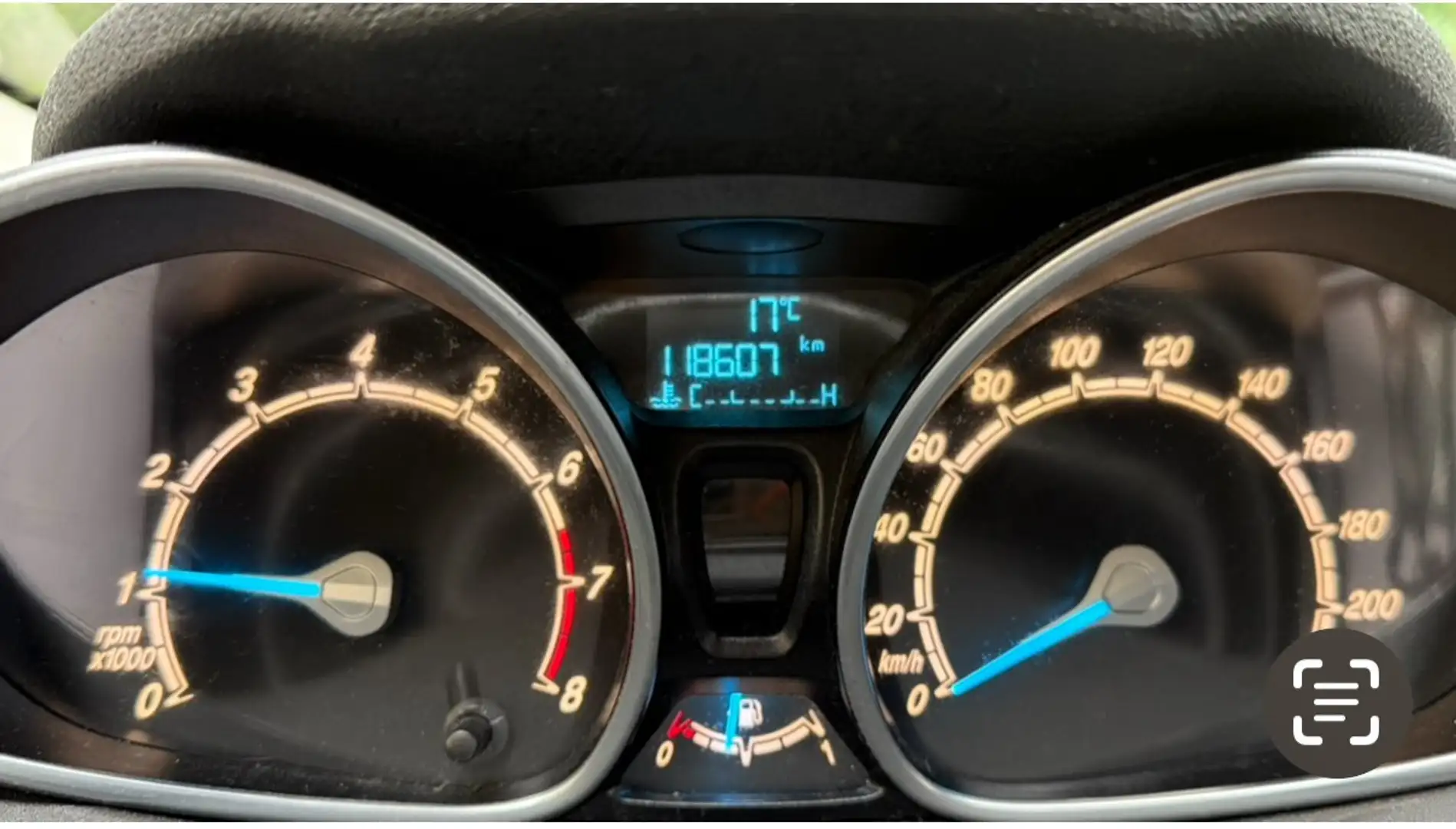 Ford Fiesta 1.25 SYNC Edition Grau - 2