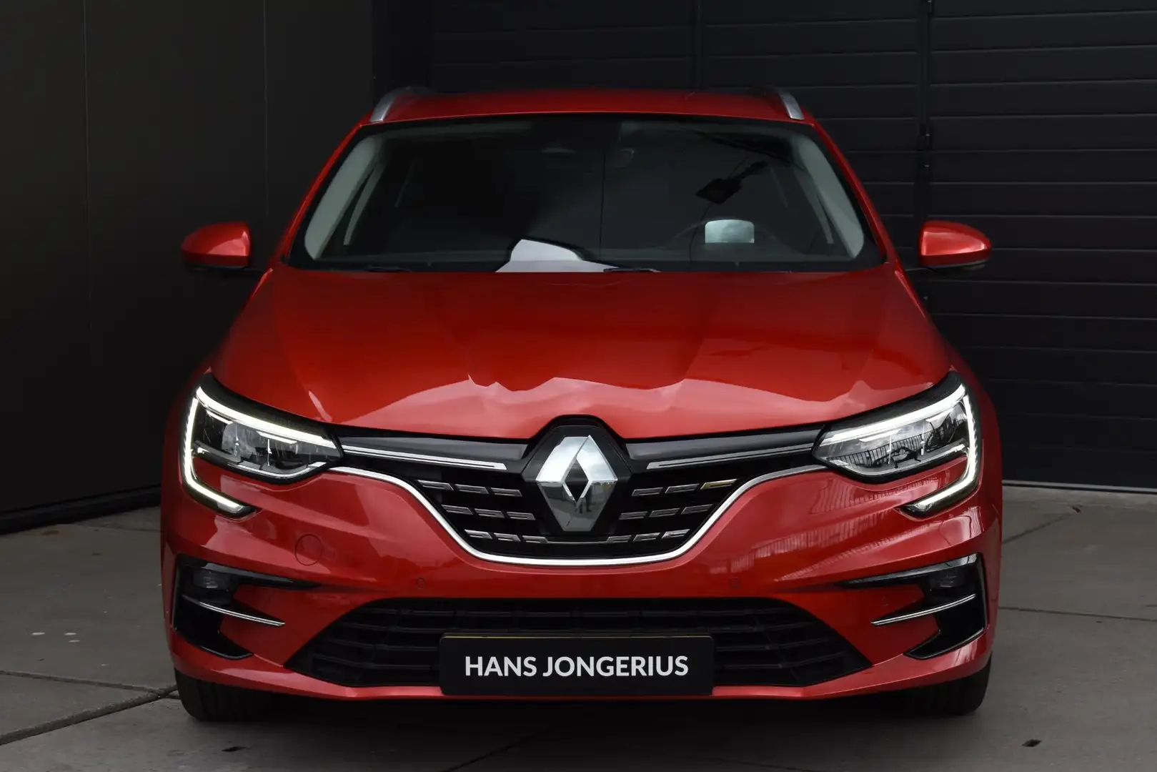 Renault Megane Estate TCe 140 EDC Intens | AUTOMAAT | CAMERA | ST Rood - 2