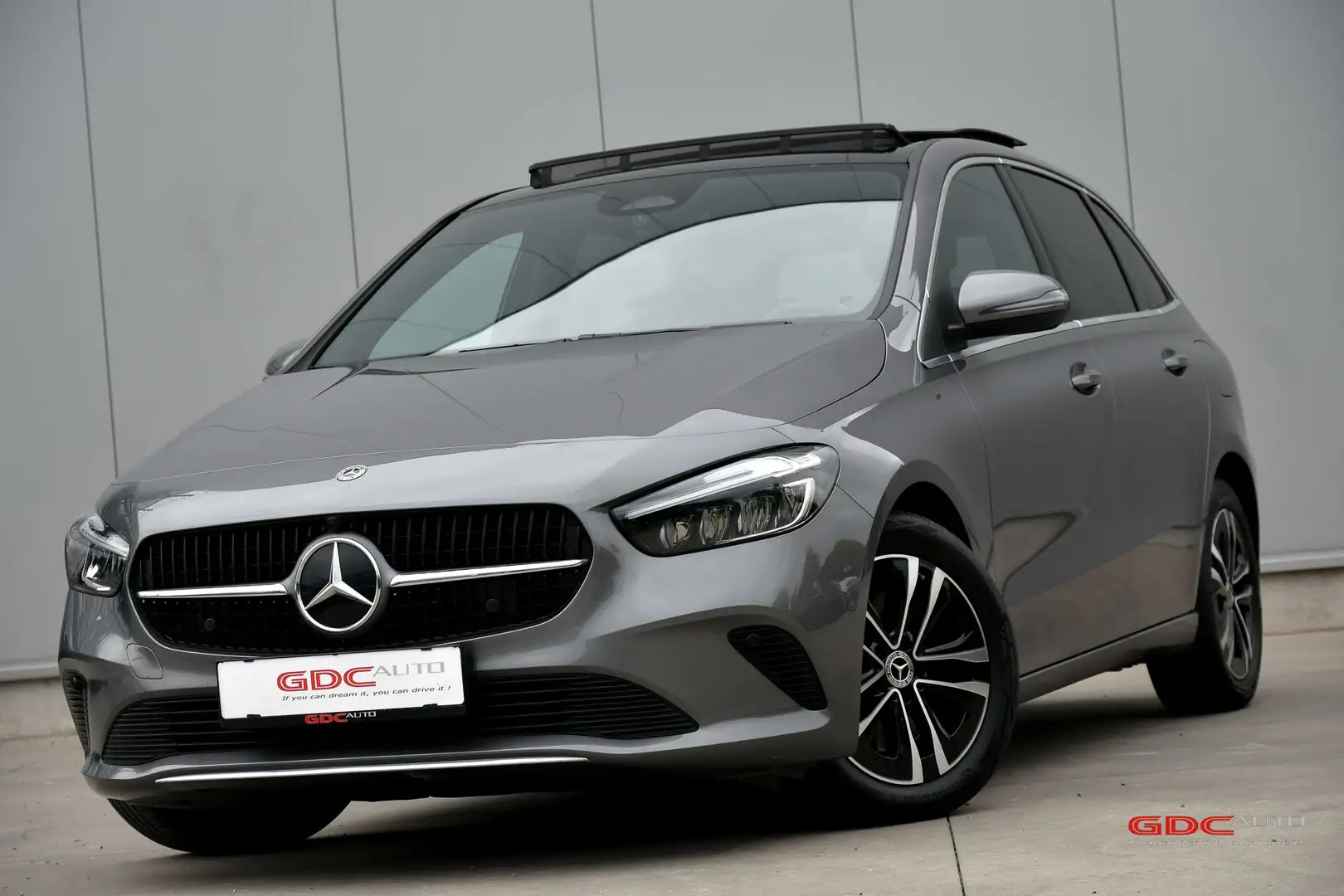 Mercedes-Benz B 250 B 250 e l Hybride l Open Dak - 2