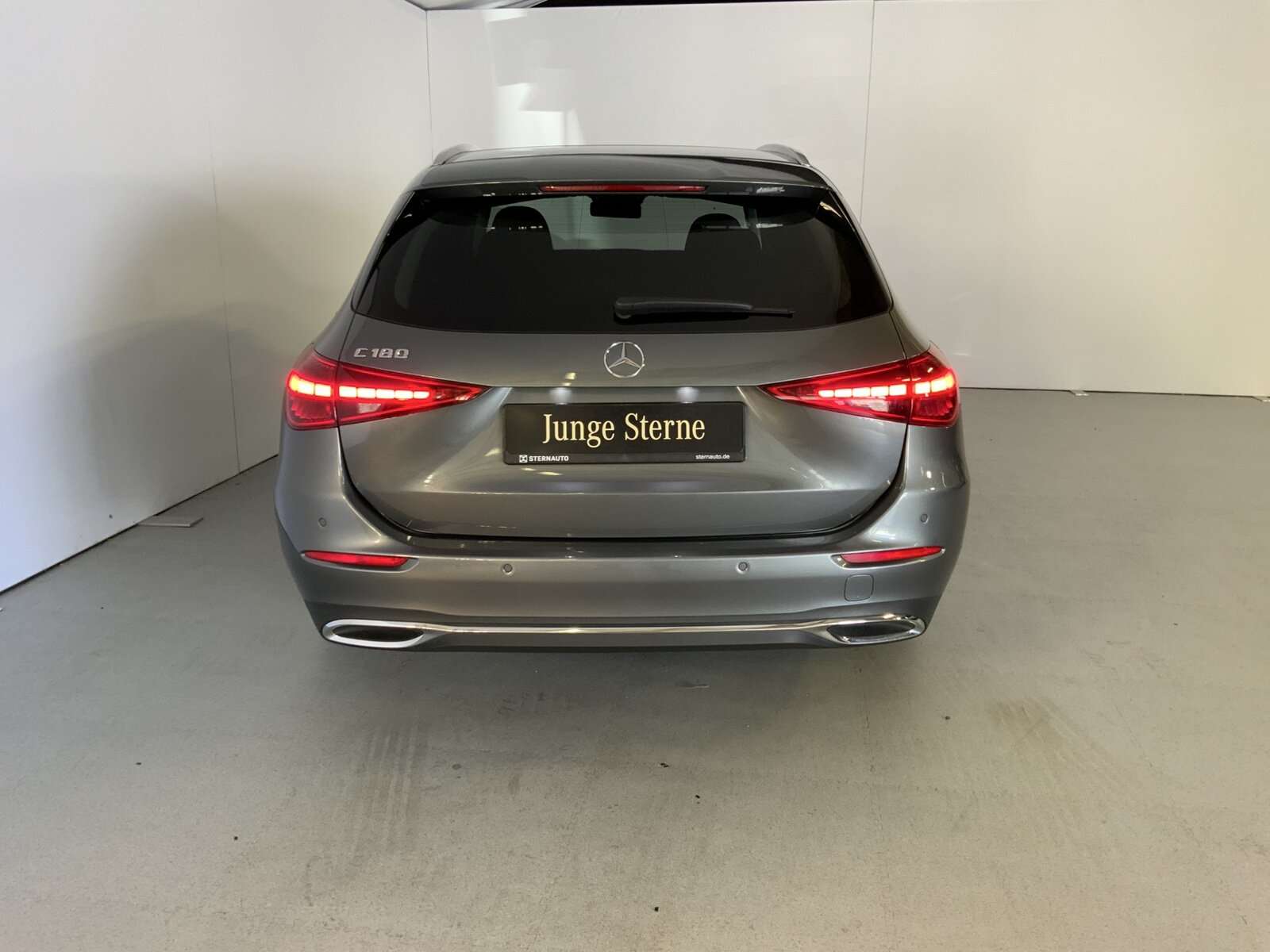Mercedes-Benz C 180