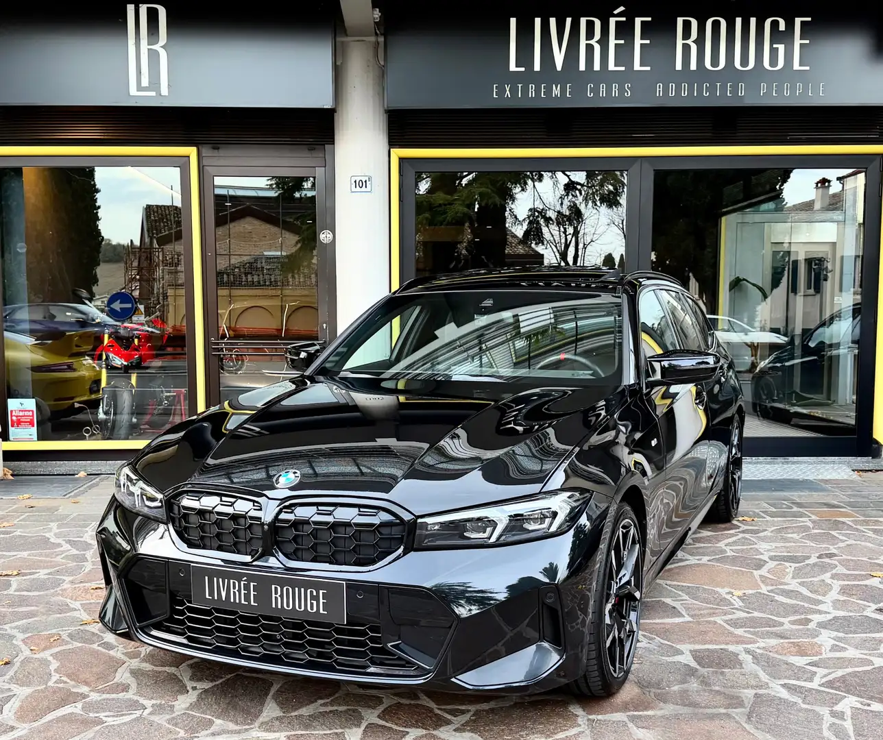 BMW 340 M340i Touring mhev 48V xdrive MSport Pro auto Noir - 1