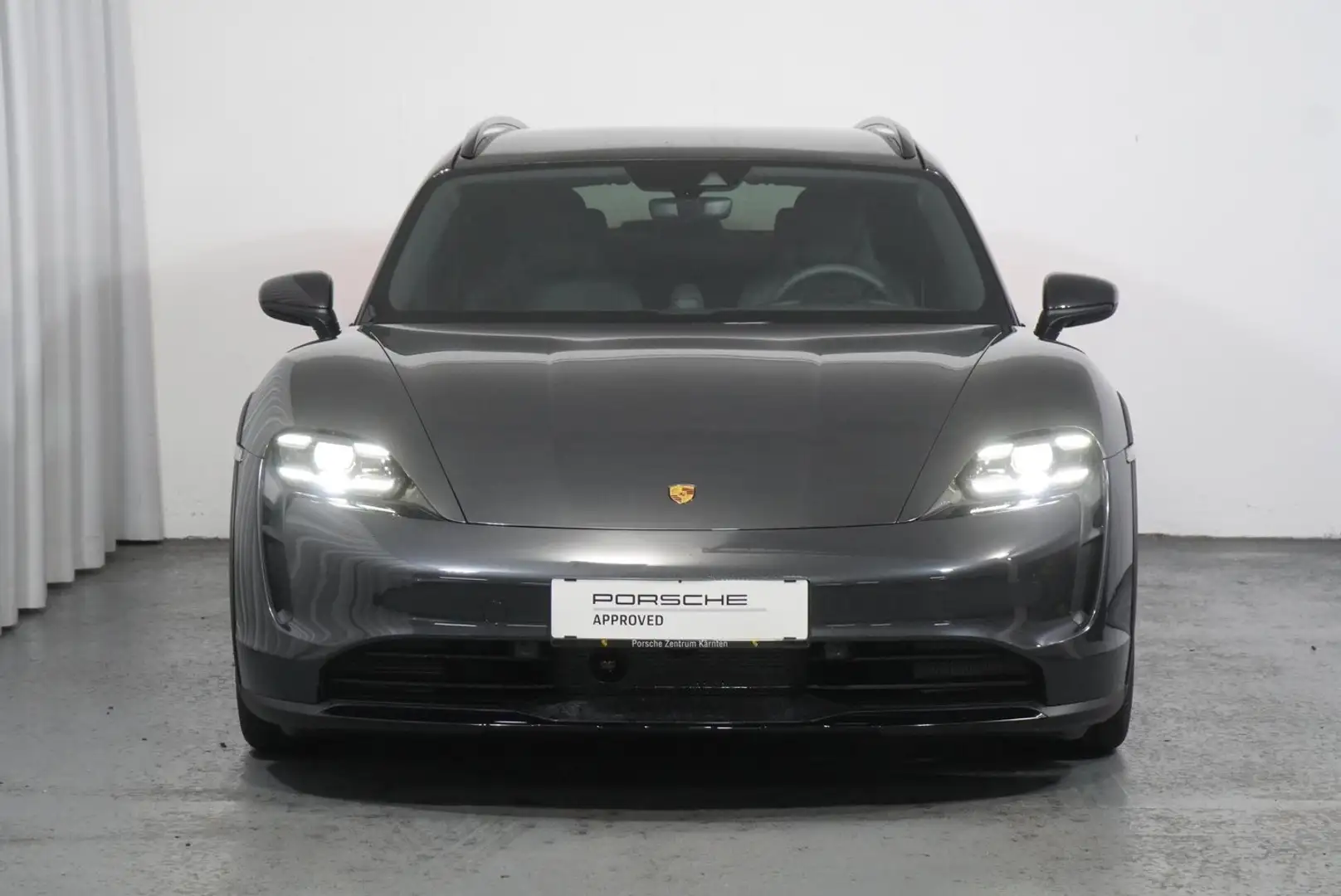 Porsche Taycan 4S Cross Turismo Grau - 2