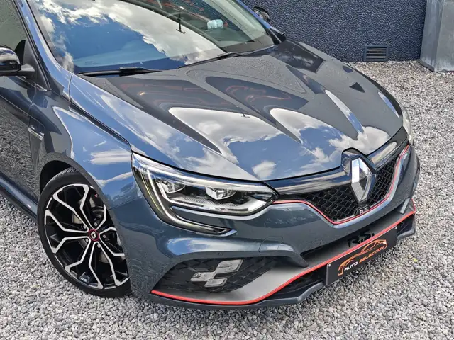Renault Megane view 8