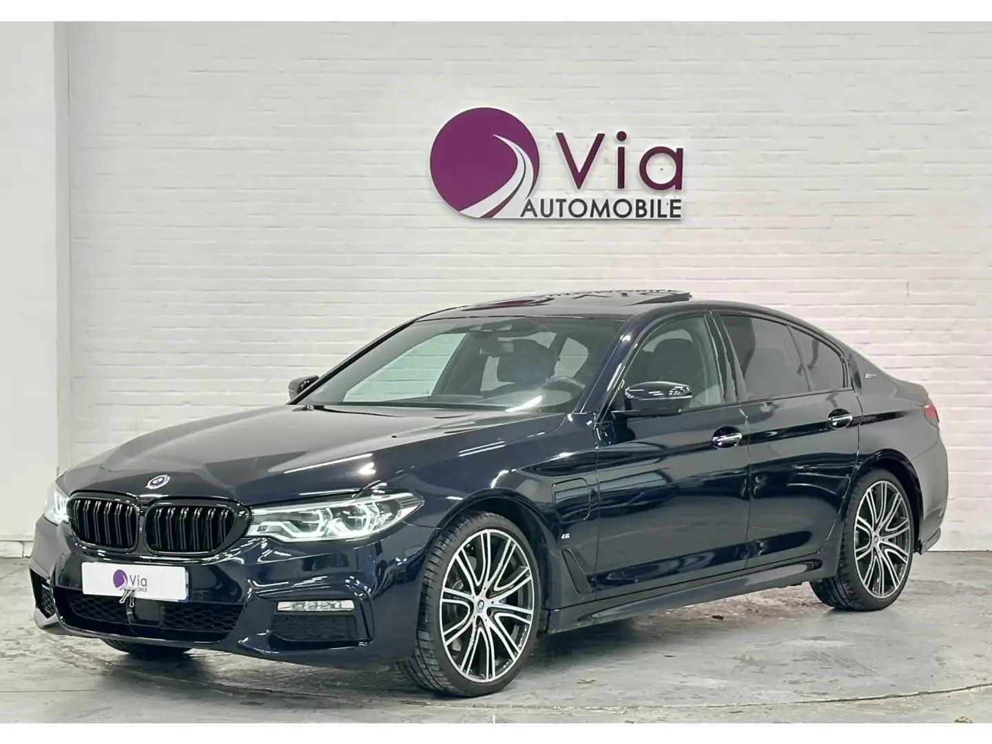 BMW 530 530E 530 E 252 M SPORT / TOIT OUVRANT / AFFICHAGE TETE HAUTE / SUIVI BMW Albastru - 1