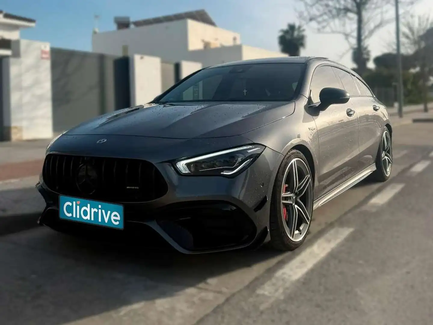 Mercedes-Benz CLA 45 AMG Mercedes-AMG 4MATIC+ Shooting Bra Gris - 1