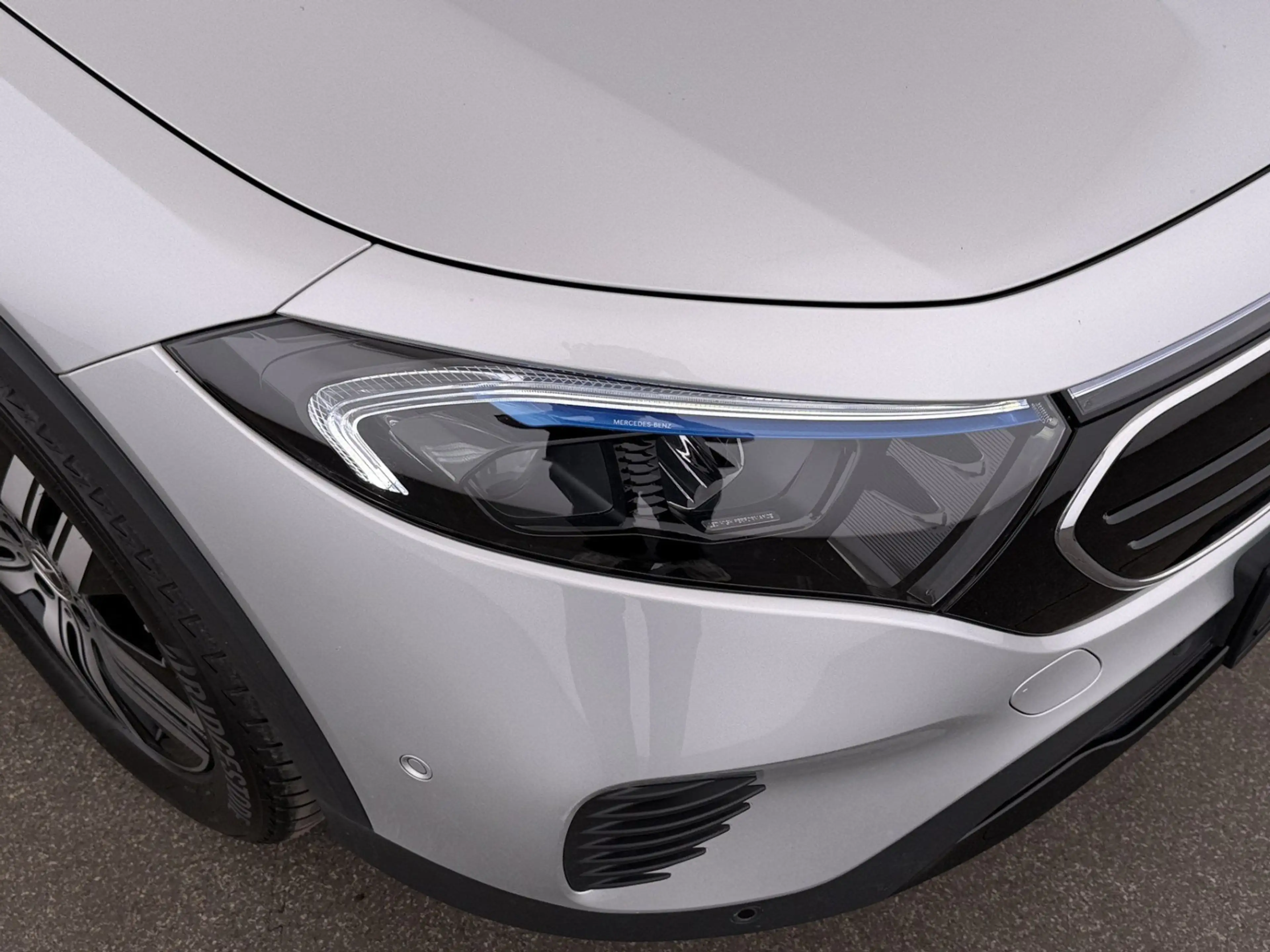 Mercedes-Benz EQB 300 4Matic Progressive Aut 7-SITZER LED RADAR — photo 12