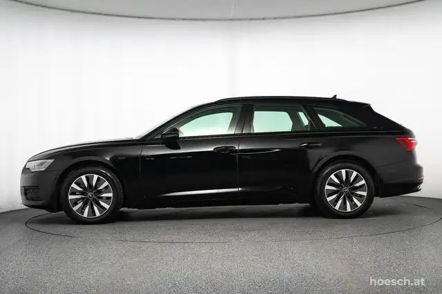 Audi A6 view 3