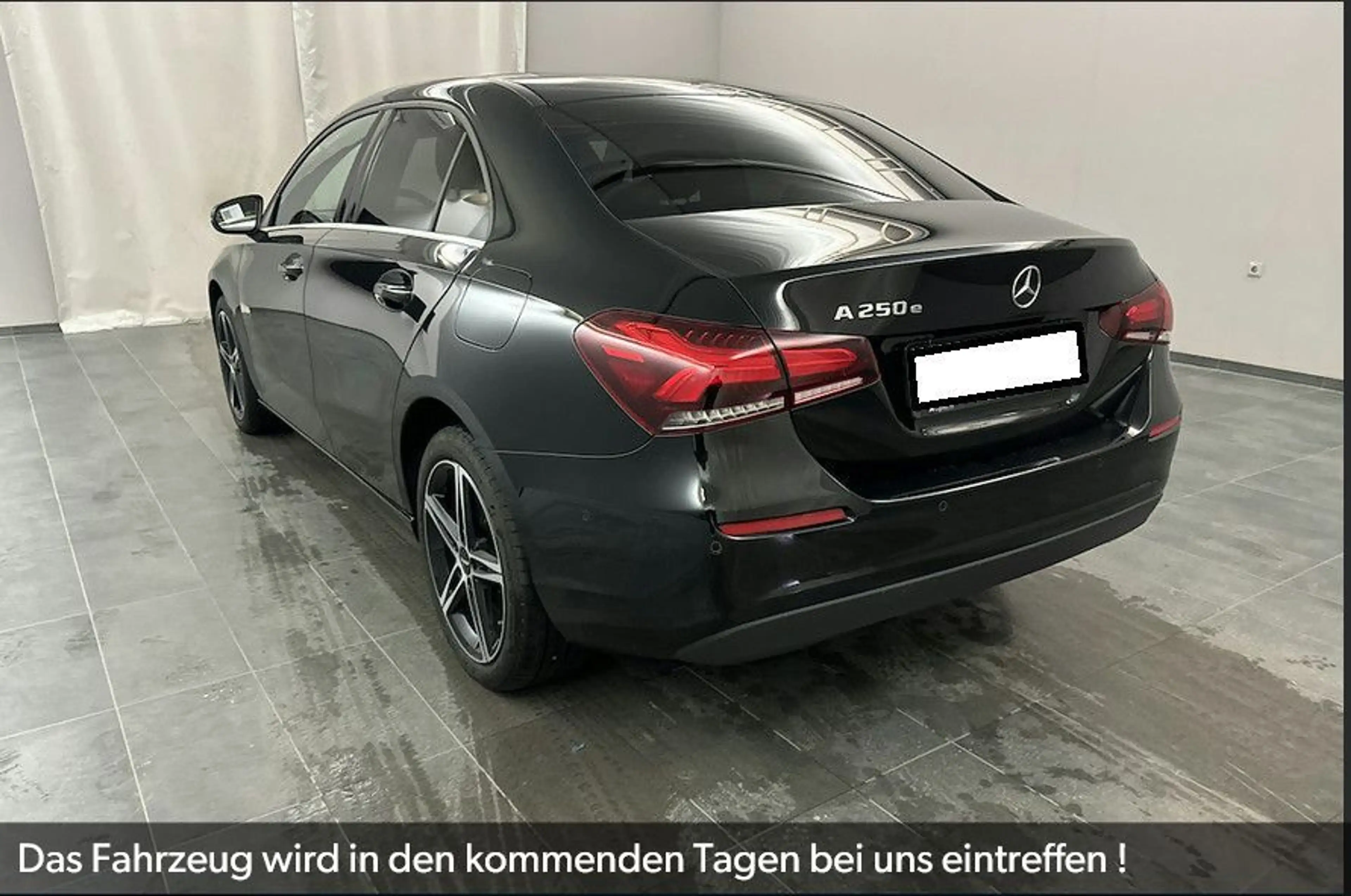 Mercedes-Benz A 250 e DCT LIMOUSINE *STYLE*NAVI*KLIMA*PANORAMA — photo 2