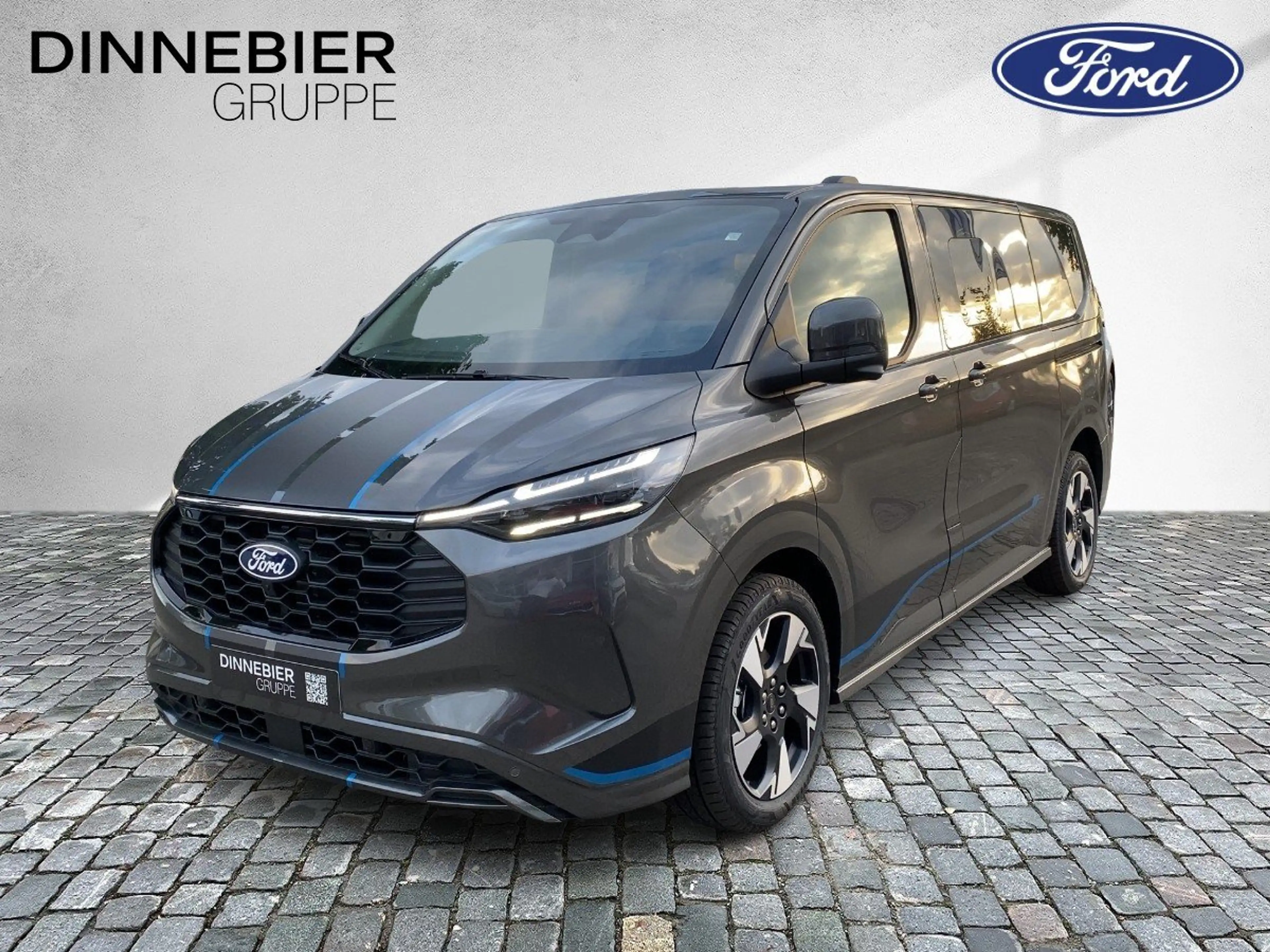 Ford Tourneo Custom Bus 340 L1 Sport 171 kW — photo 2