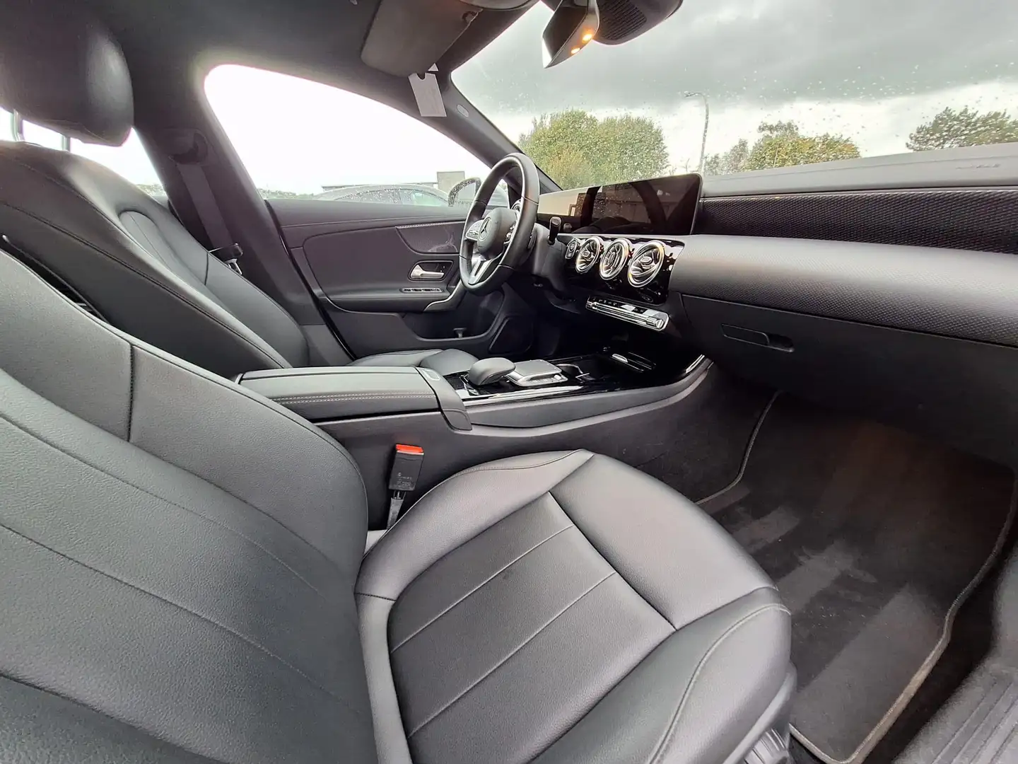 Mercedes-Benz CLA 200 Shooting Brake Luxury line *5 JAAR GARANTIE* - 2