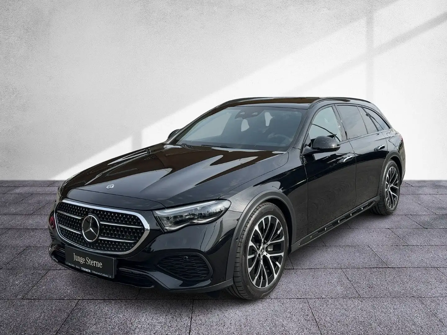 Mercedes-Benz E 300 de 4M T All-Terrain NP:105.312 AIR PREM+ Schwarz - 2