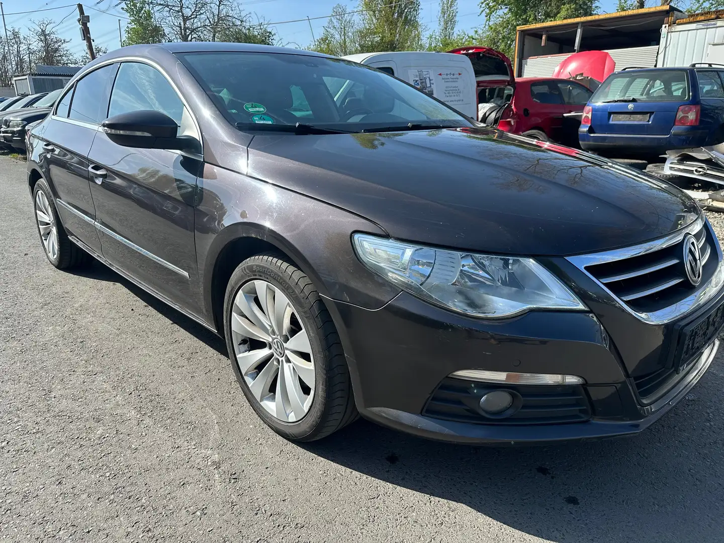 Volkswagen Passat CC 2,0 TDI 140 PS KLIMA NAVI ALU PDC EURO 4 Brun - 1
