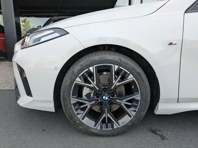 BMW M view 4