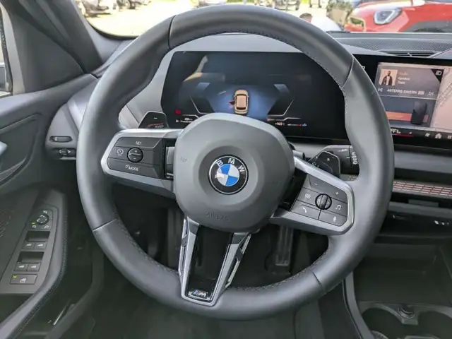 BMW M view 8