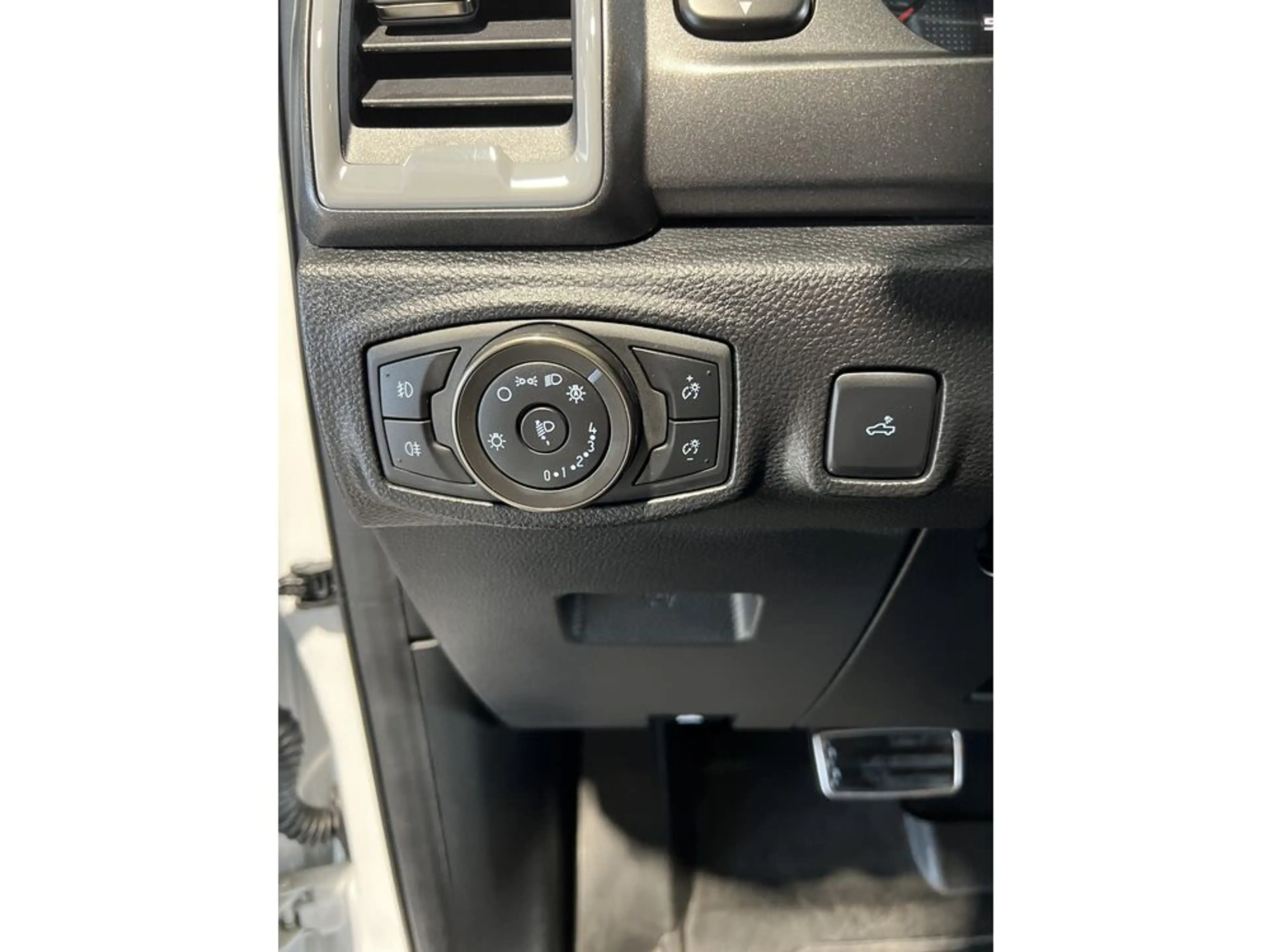 Ford Ranger Raptor 2.0 TDCi EcoBlue Bi-Turbo — photo 10