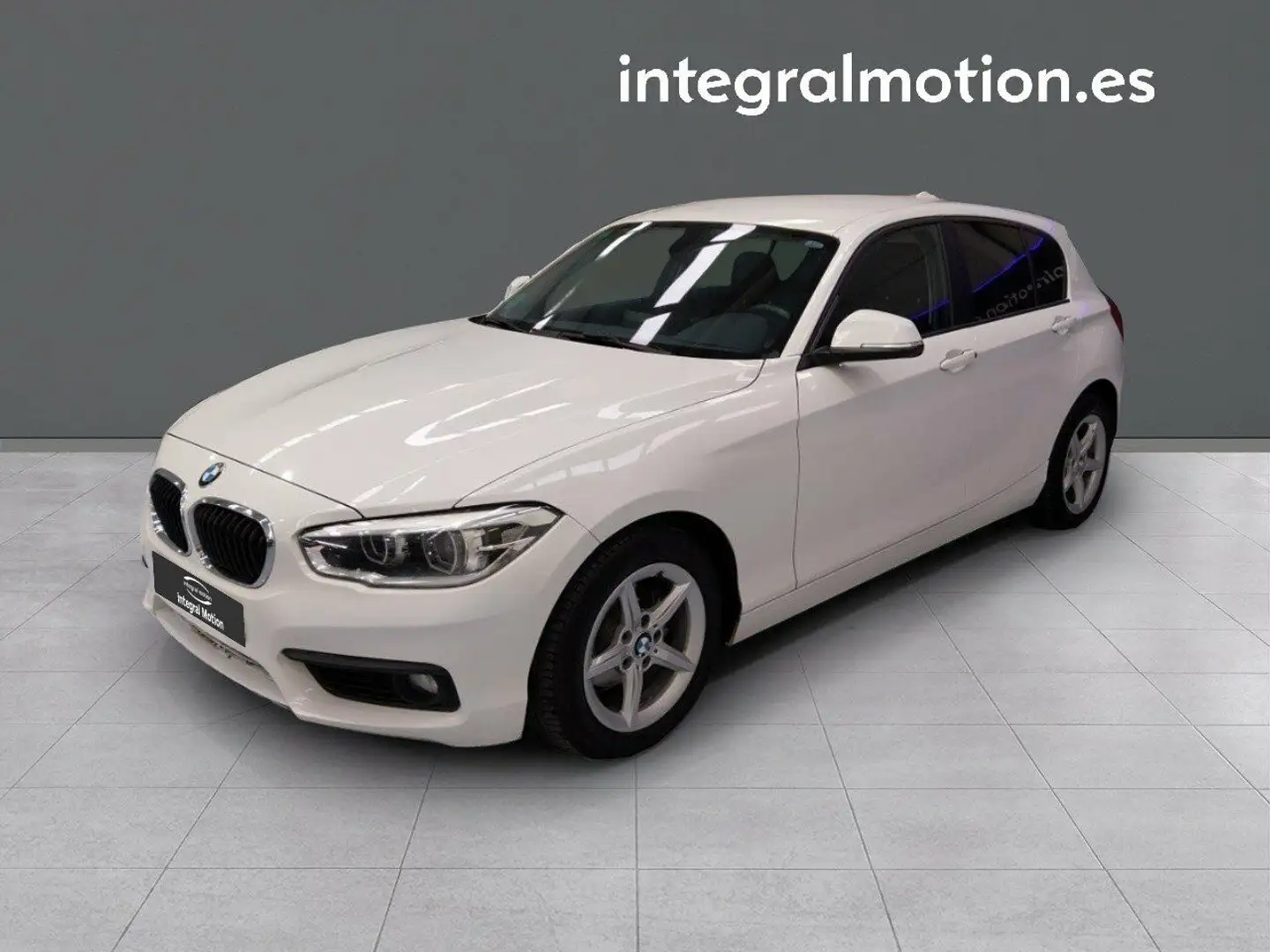 BMW 116 116d Blanc - 1