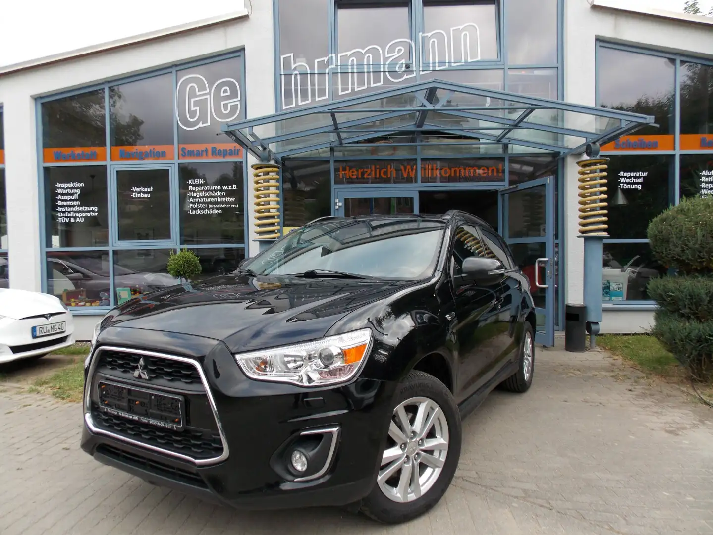 Mitsubishi ASX 1,6 "Xenon"Leder"Navi"AHK" Noir - 1