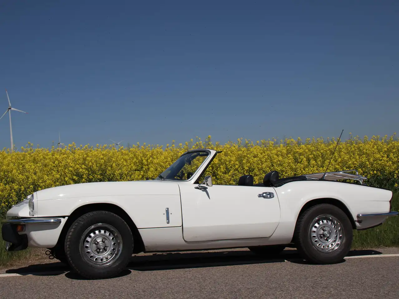 Triumph Spitfire 1500 TC Eventueel is ook de huur van mijn garage box over te nemen. De garage, voorzien van elektro, staat in Rheden., foto 1