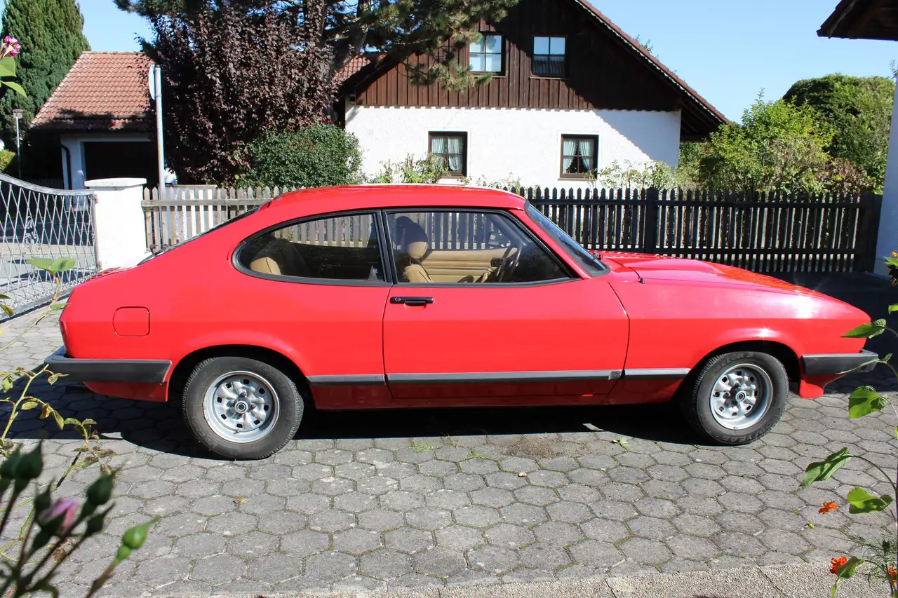 Ford Capri 2 Liter und 6 Zylinder, foto 2