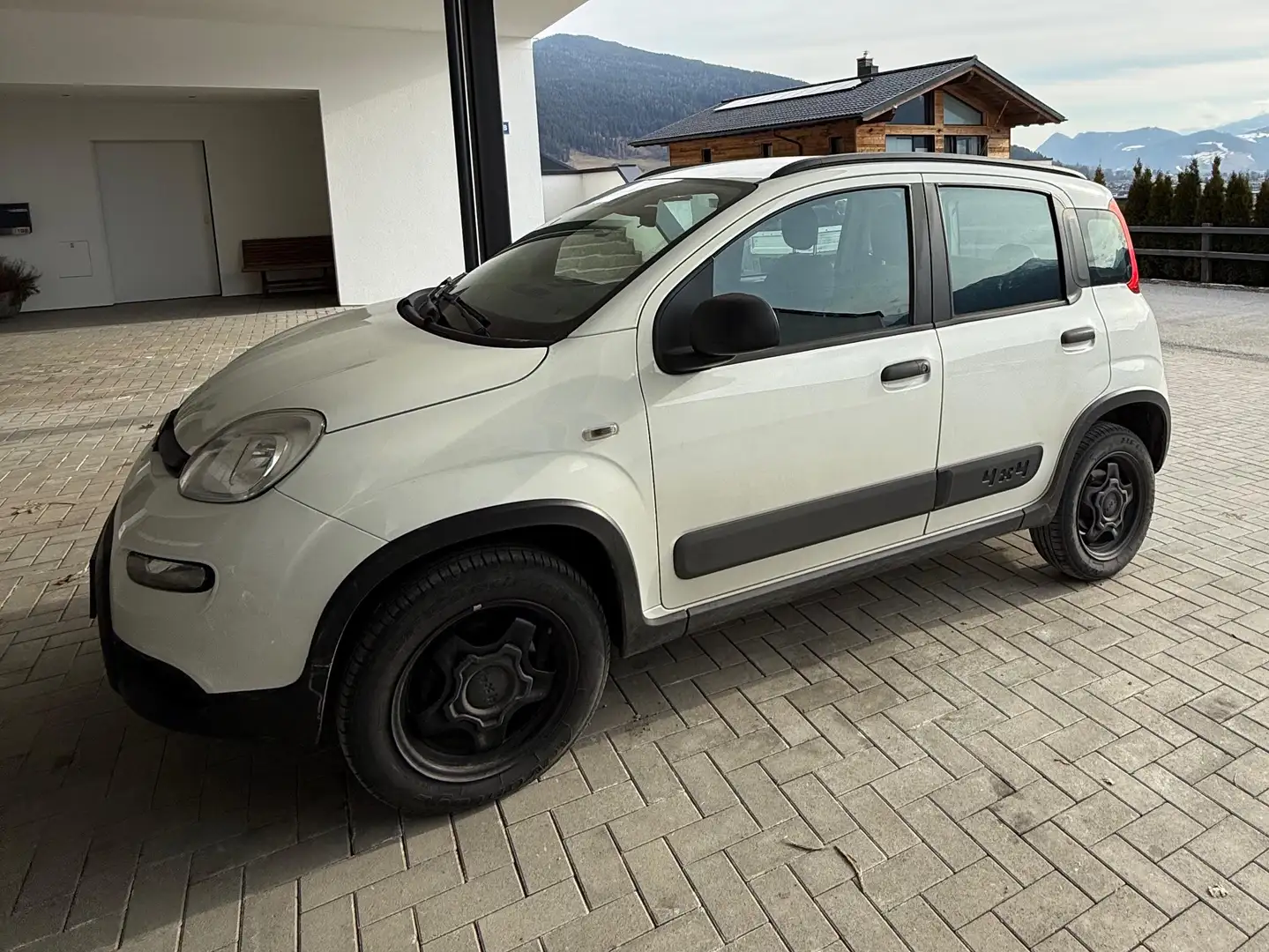 Fiat Panda Panda 4x4 0,9 TwinAir Turbo 85 Weiß - 2
