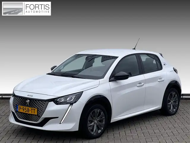 Peugeot e-208 EV Active Pack 50 kWh NL-AUTO | NAVI | 90% SOH|
