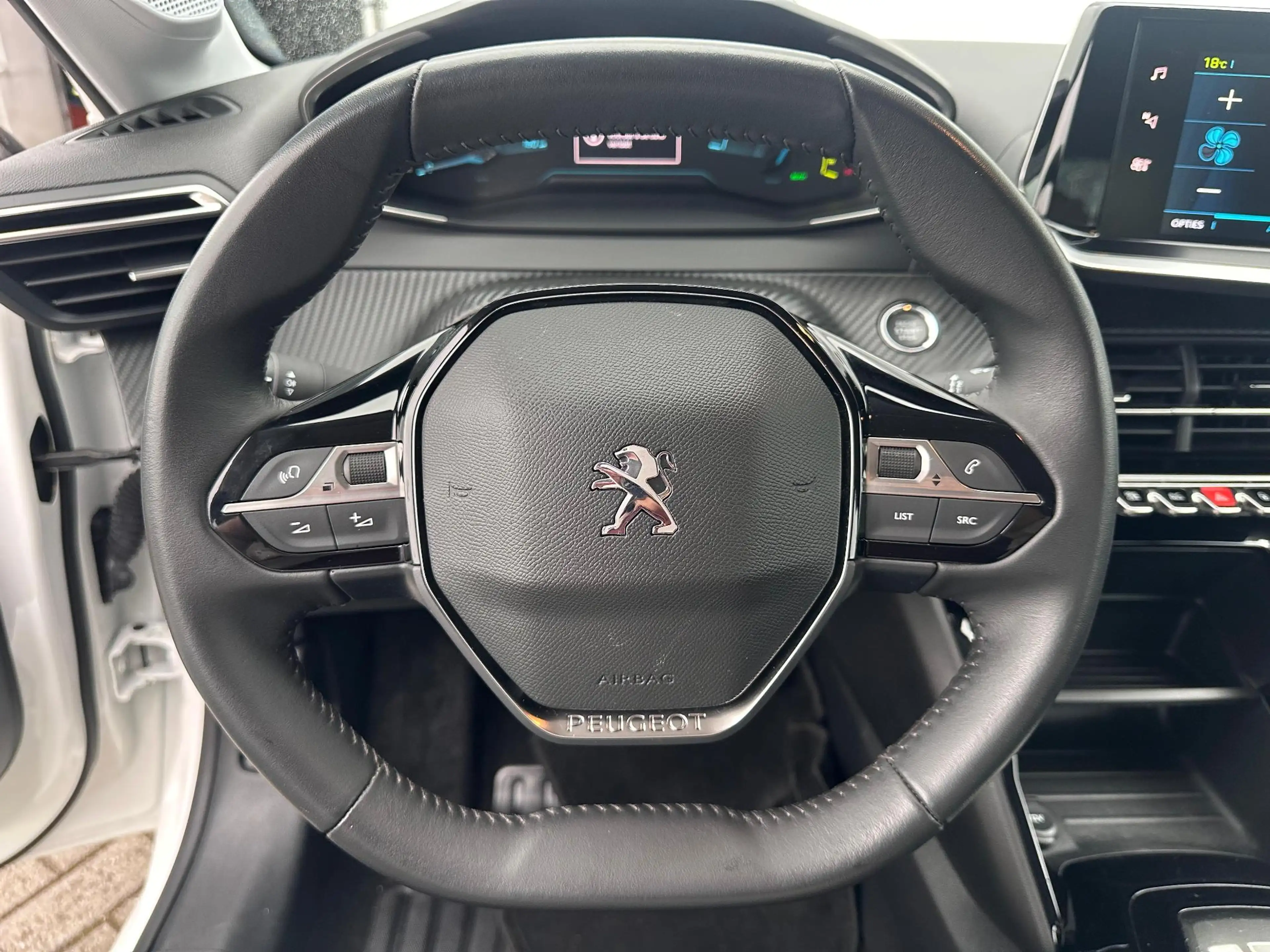 Peugeot e-208 EV Active Pack 50 kWh NL-AUTO | NAVI | ECC — photo 7