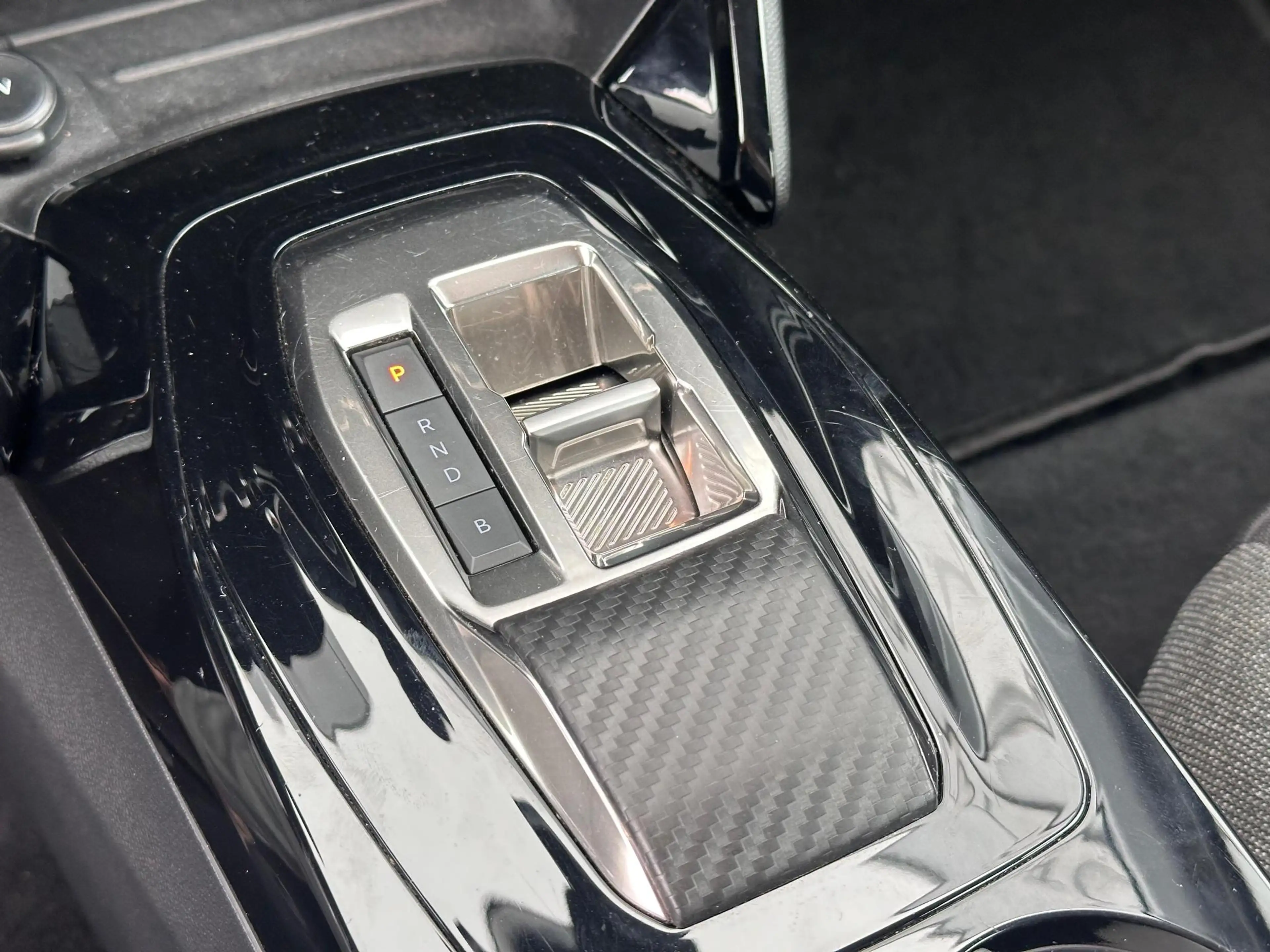 Peugeot e-208 EV Active Pack 50 kWh NL-AUTO | NAVI | ECC — photo 5