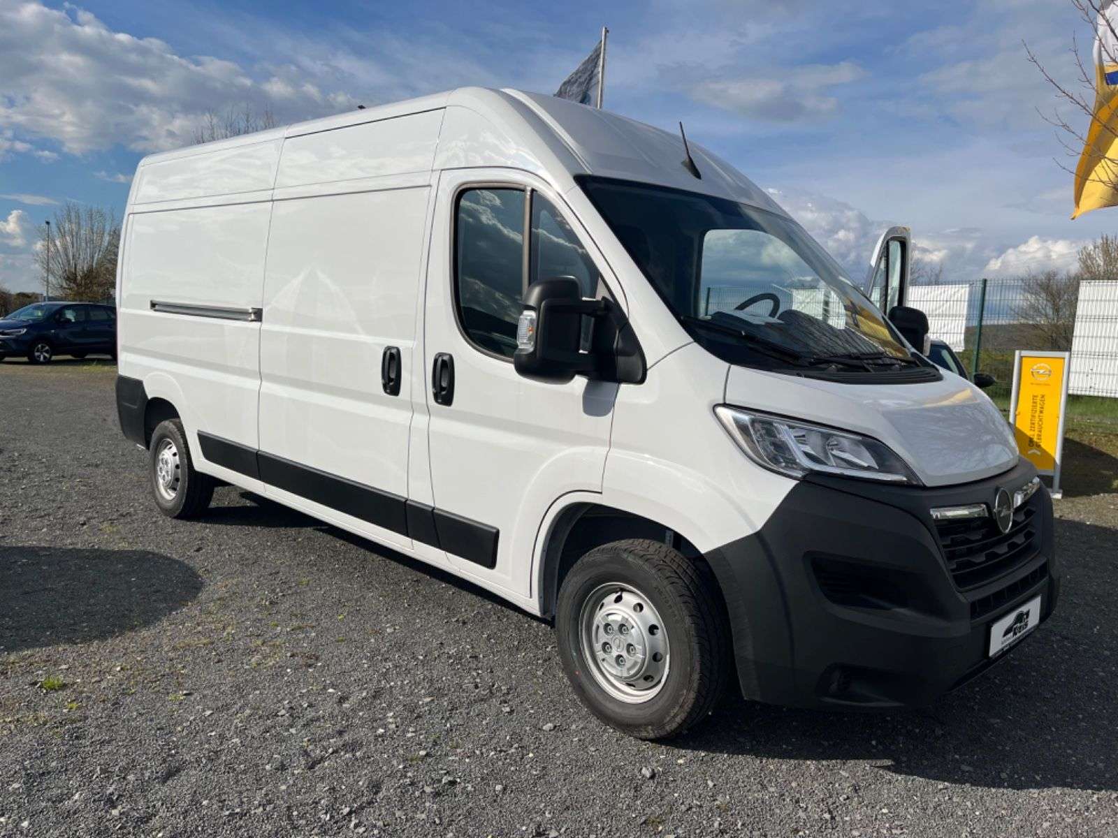 Opel Movano