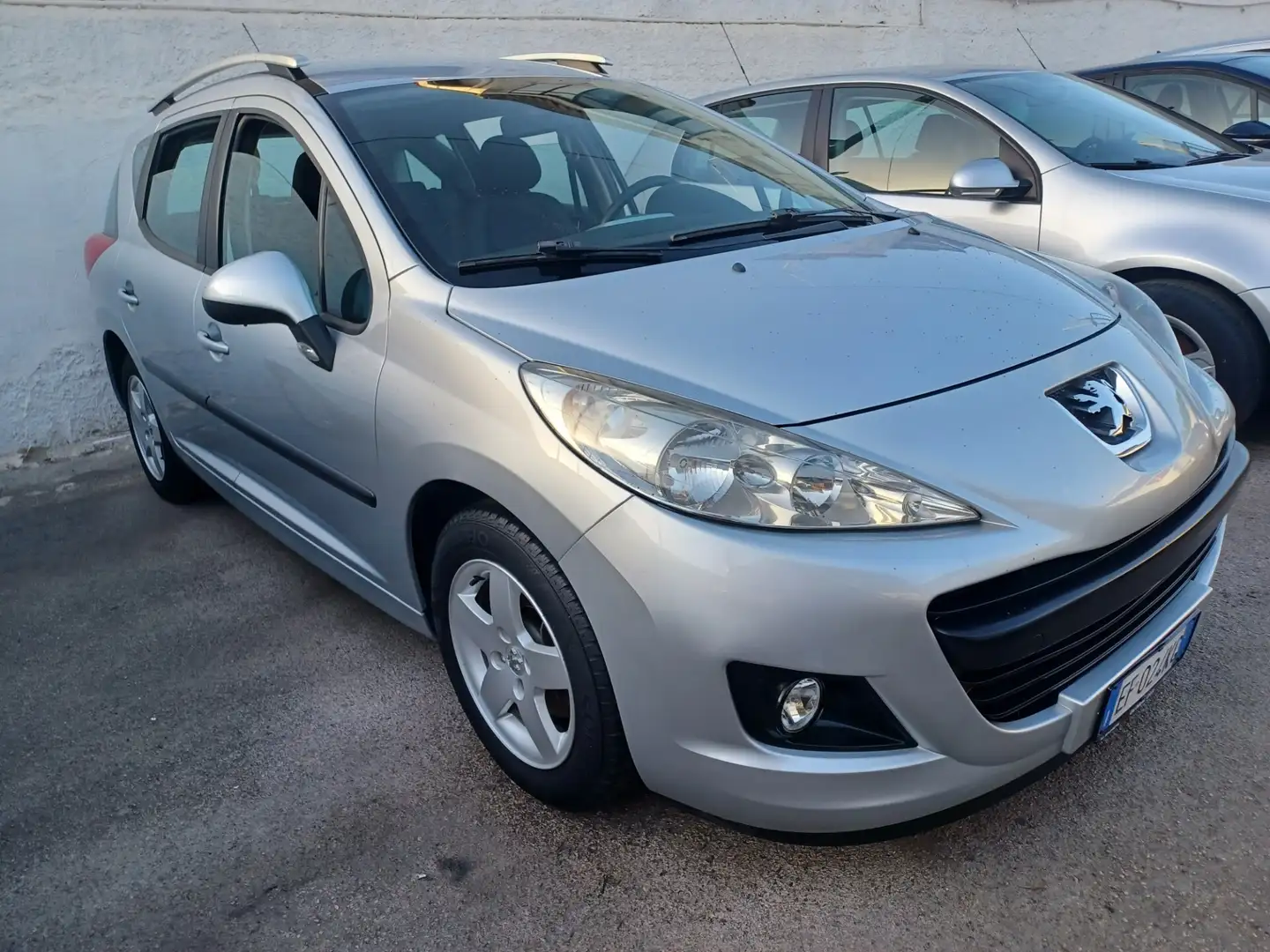 Peugeot 207 1.4 VTi 95CV SW X Line Argento - 2