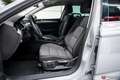 Volkswagen Passat Variant Business 2,0 TDI 4Motion DSG Silber - thumbnail 24