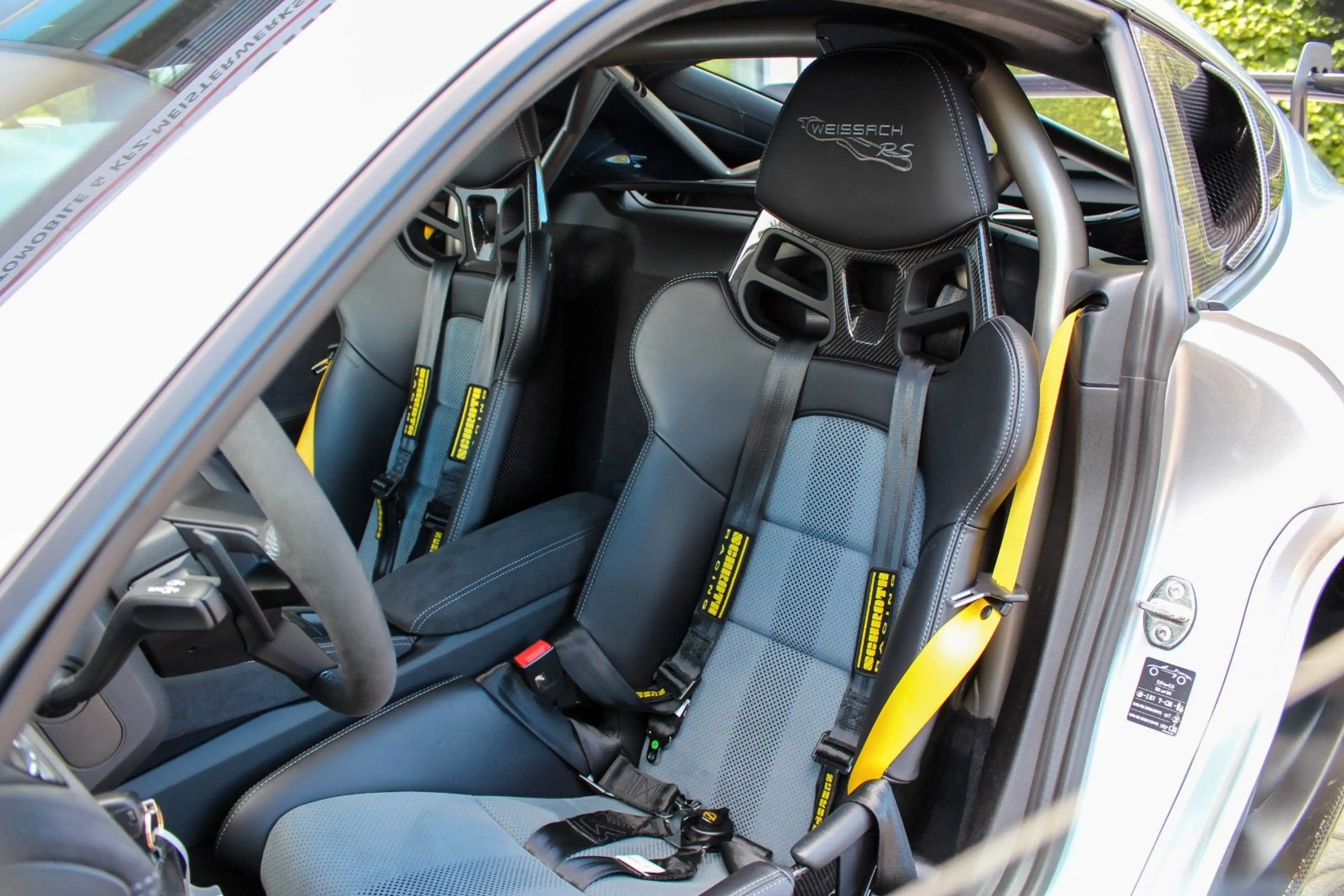 Porsche Cayman 718 Cayman GT4 RS / WEISSACH / CHRONO / BOSE — photo 11