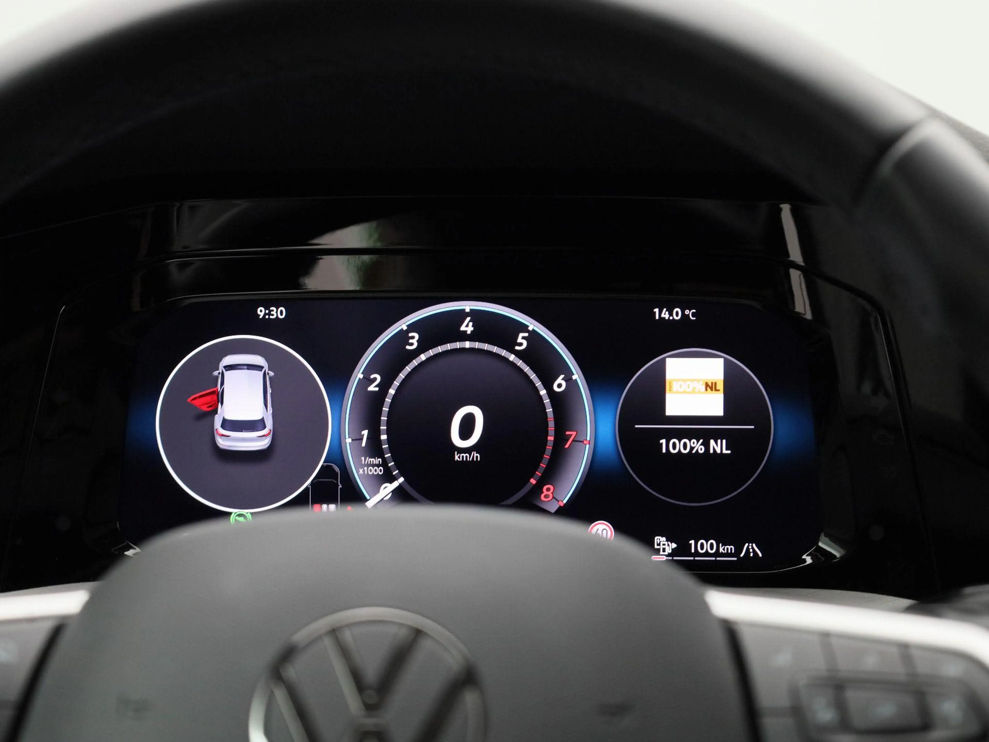 Volkswagen Golf 1.5 eHybrid Life Edition — photo 8