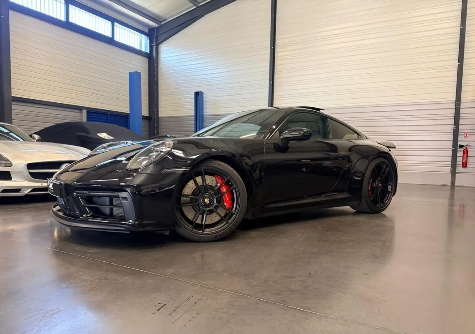 Porsche 992 (992) Carrera 4 GTS – 480 cv 16 000 km Sport Chrono LIFT Toit ouvrant Schwarz - 2