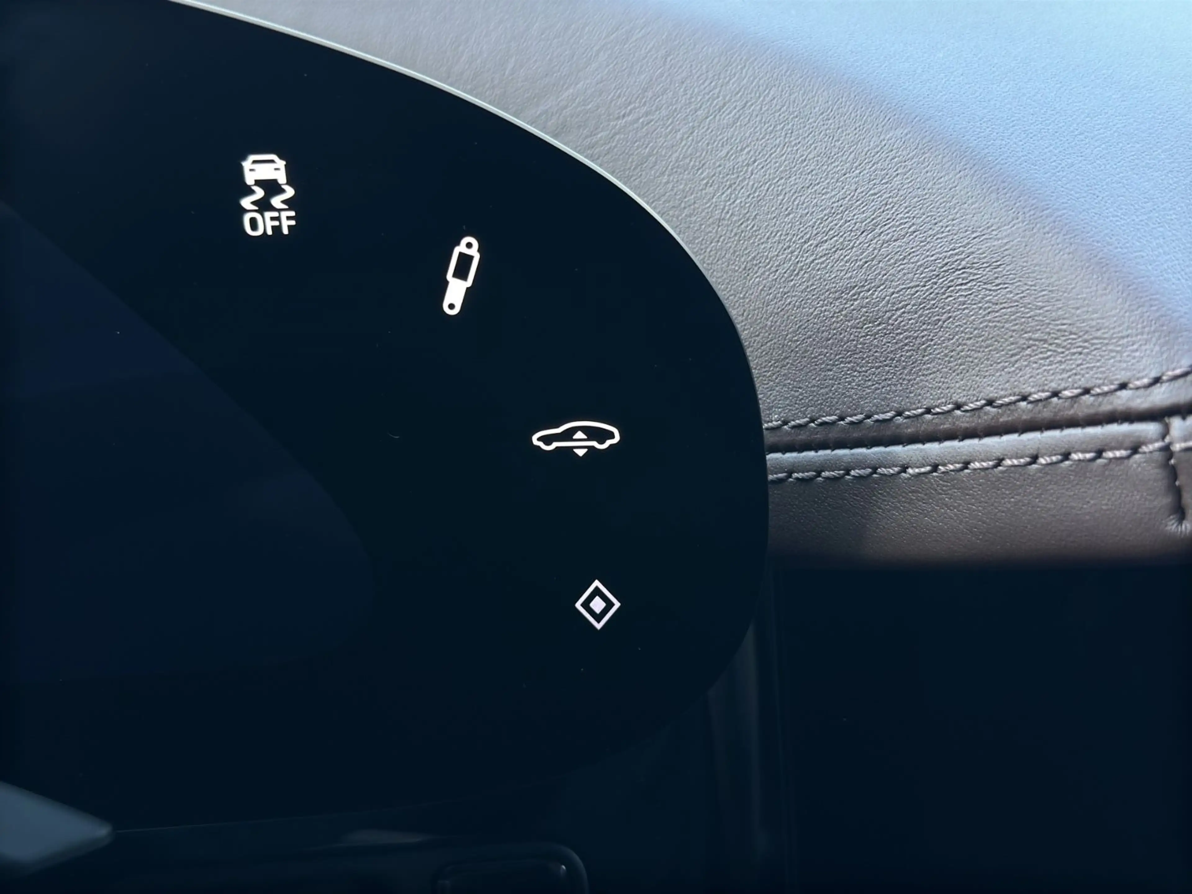 Porsche Taycan Turbo°BOSE°PANO°LUFT°VENT°ST-HT°360° — photo 12