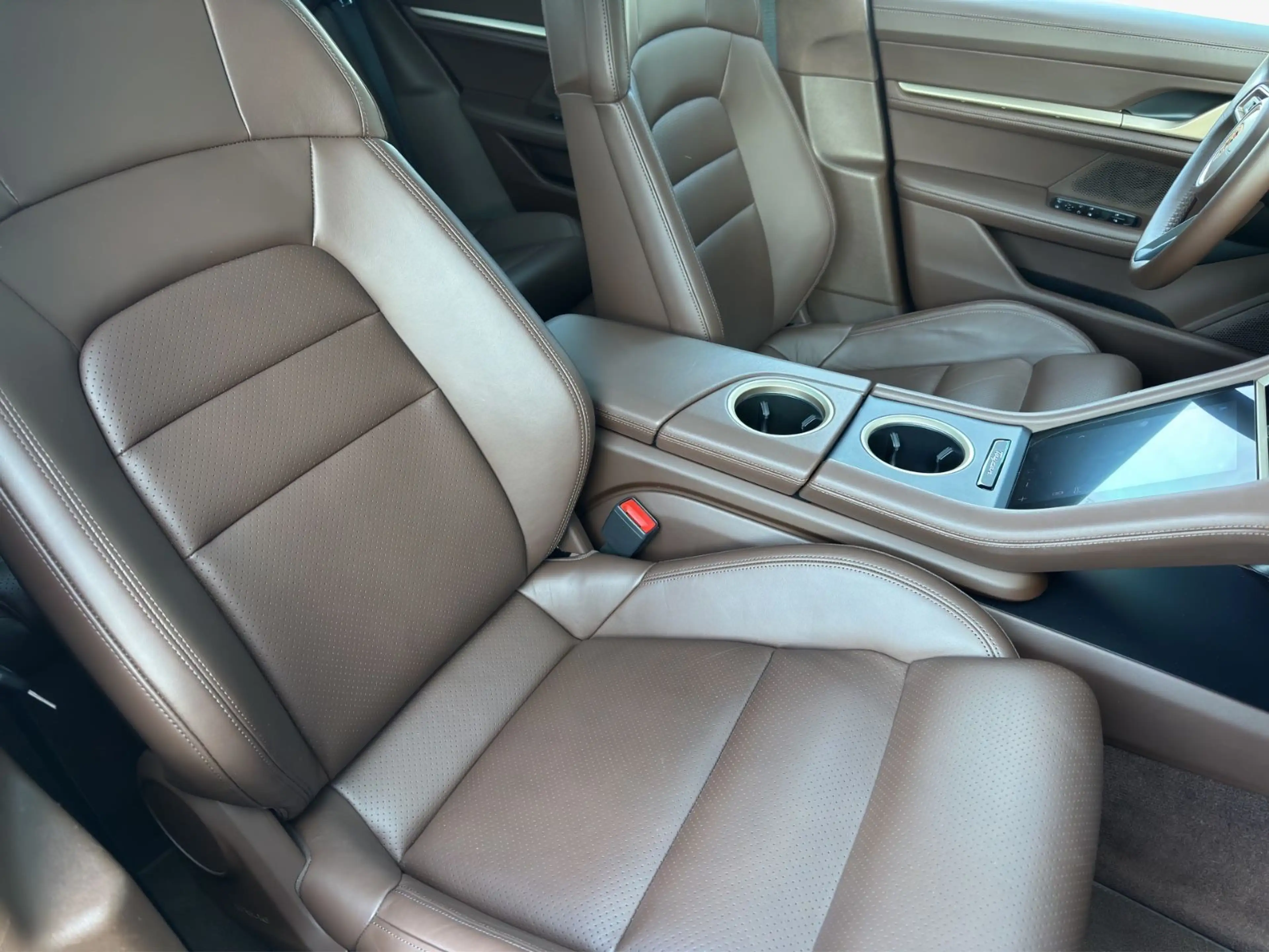 Porsche Taycan Turbo°BOSE°PANO°LUFT°VENT°ST-HT°360° — photo 6