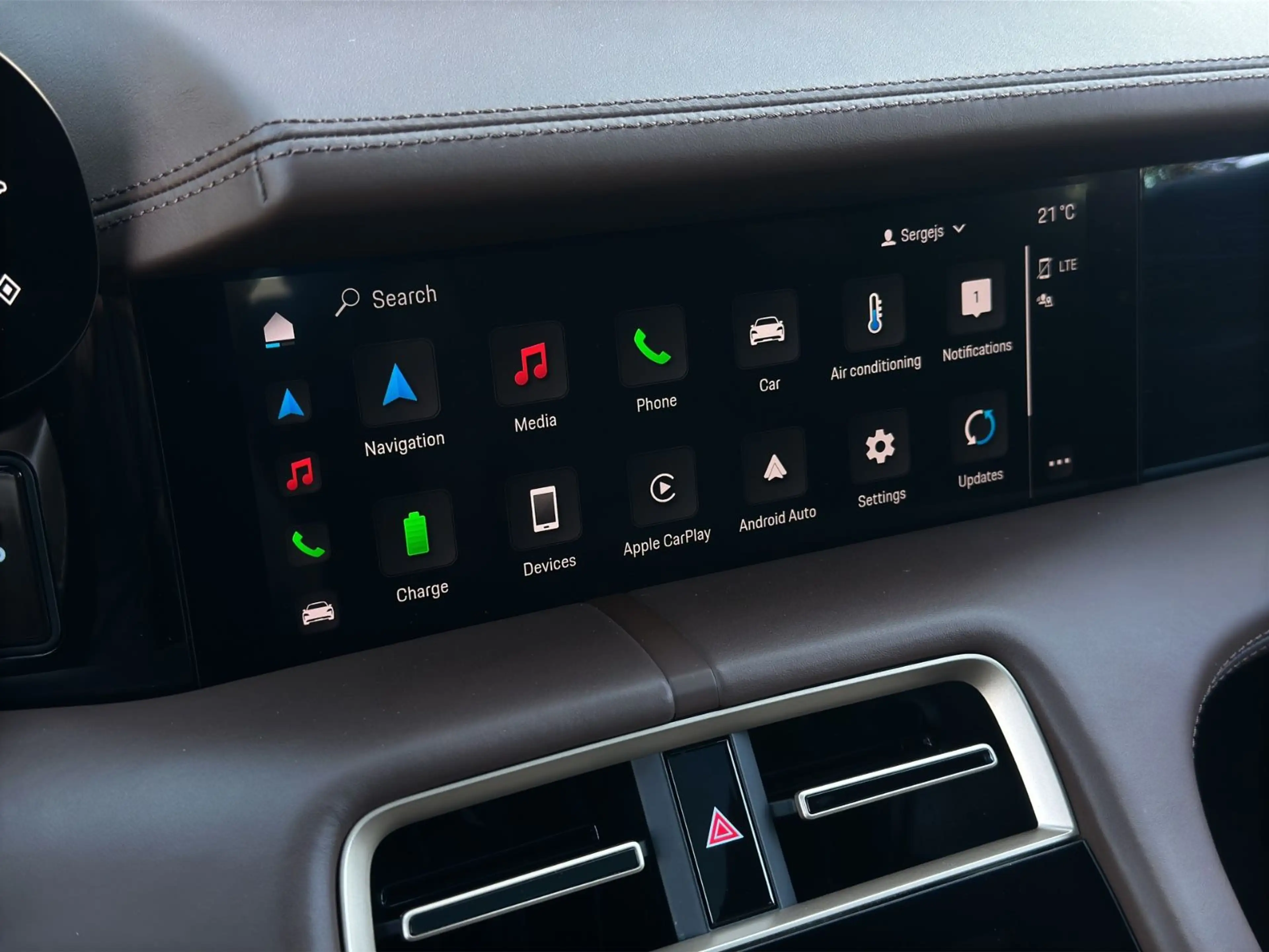 Porsche Taycan Turbo°BOSE°PANO°LUFT°VENT°ST-HT°360° — photo 10
