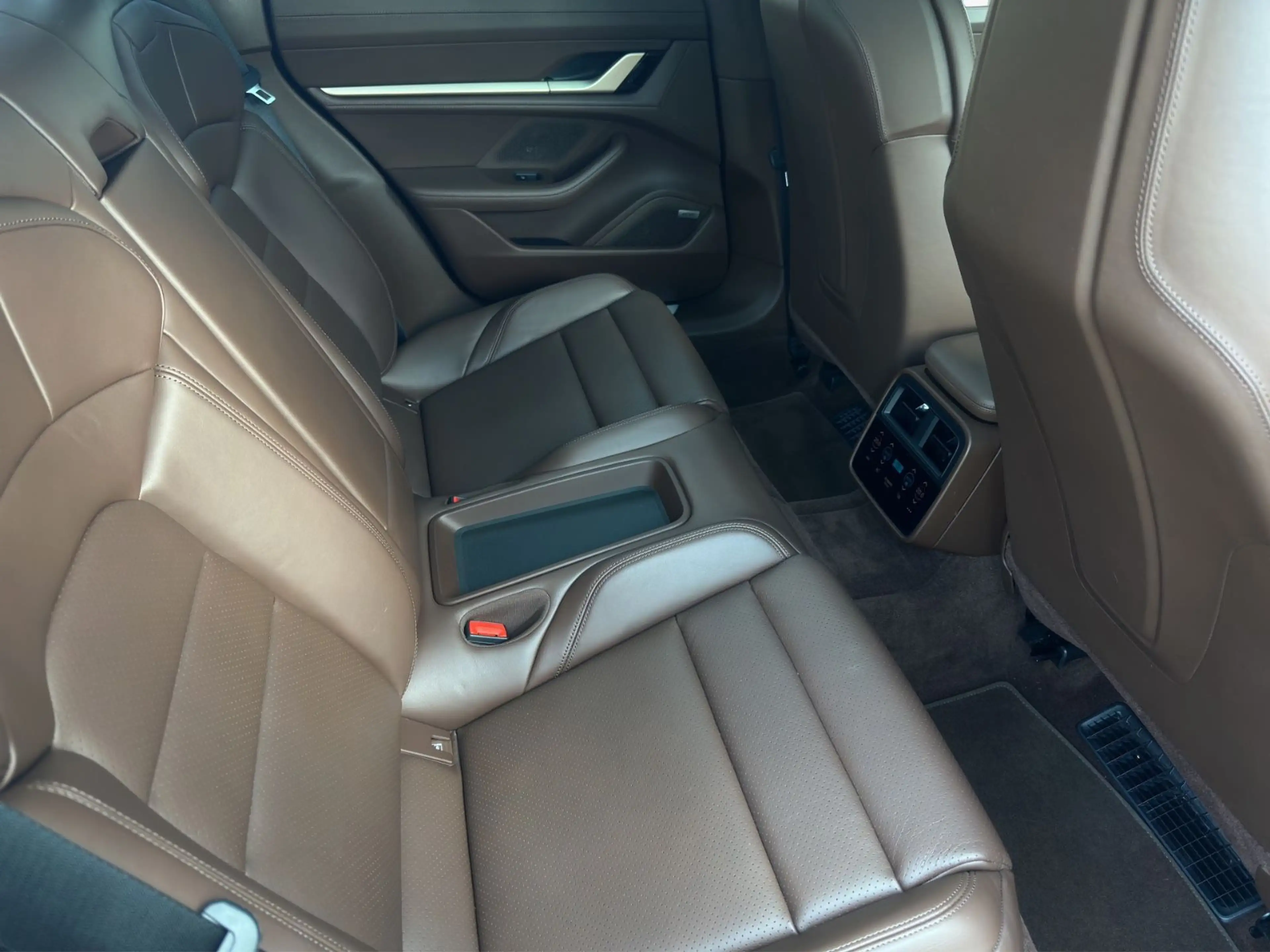 Porsche Taycan Turbo°BOSE°PANO°LUFT°VENT°ST-HT°360° — photo 14