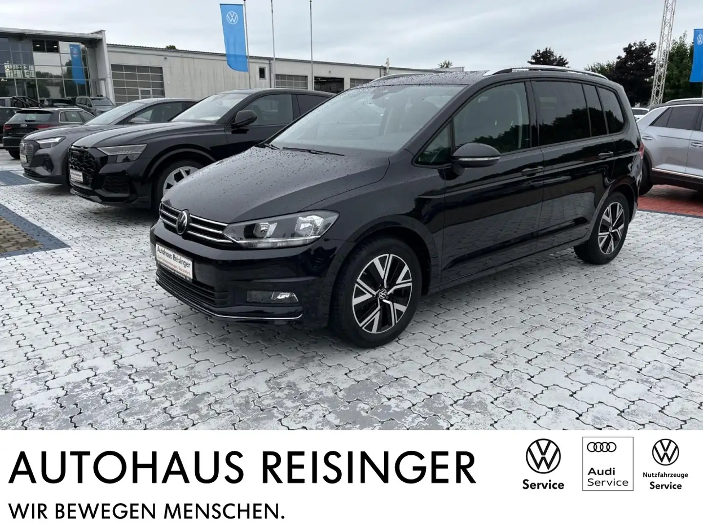 Volkswagen Touran 1.5 TSI R-Line DSG (NAVI,AHK,RearView,Panorama) Schwarz - 1
