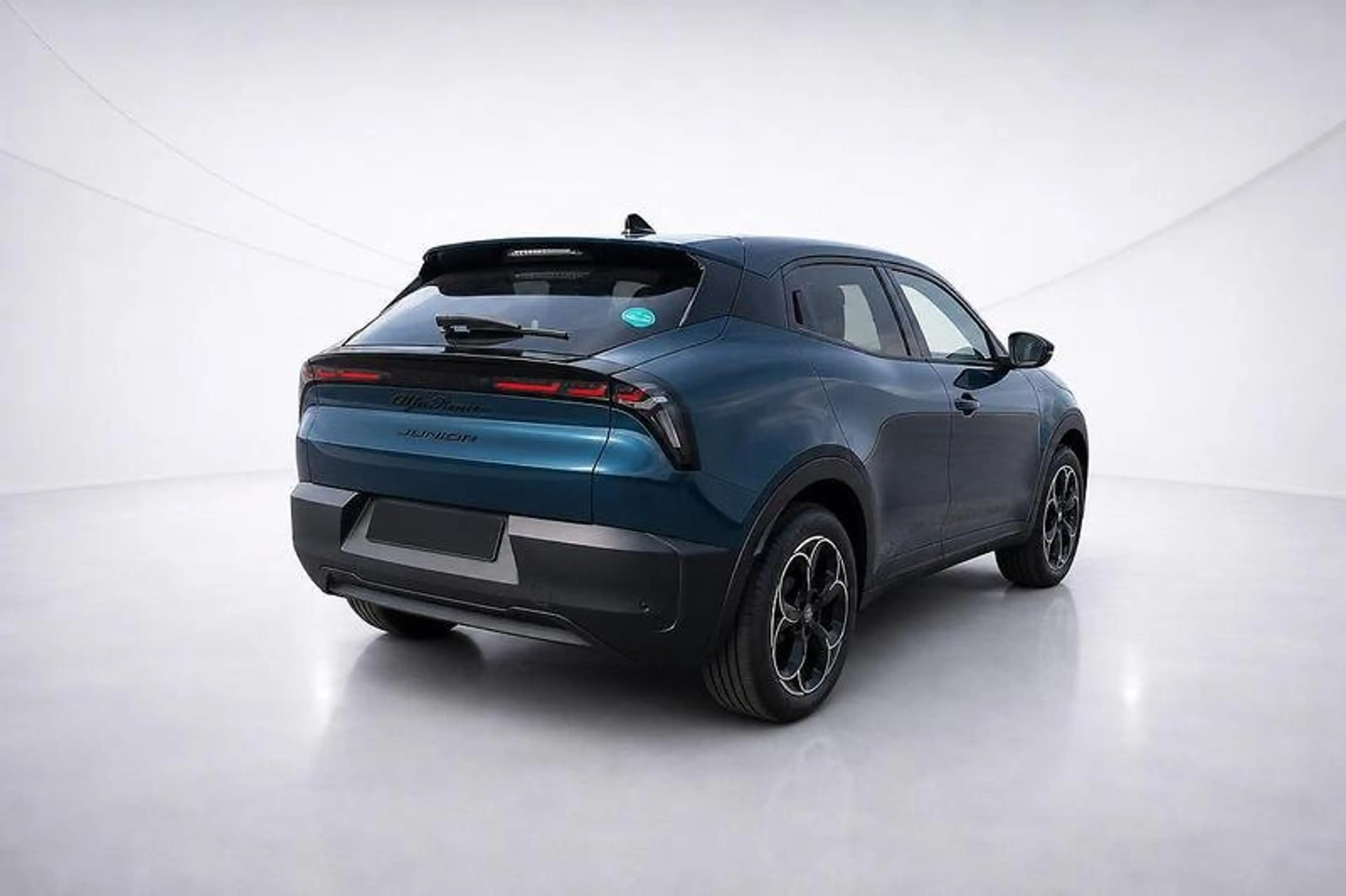 Alfa Romeo Junior Elettrica 54 kWh ACC/LED/PDC/Carplay — photo 5