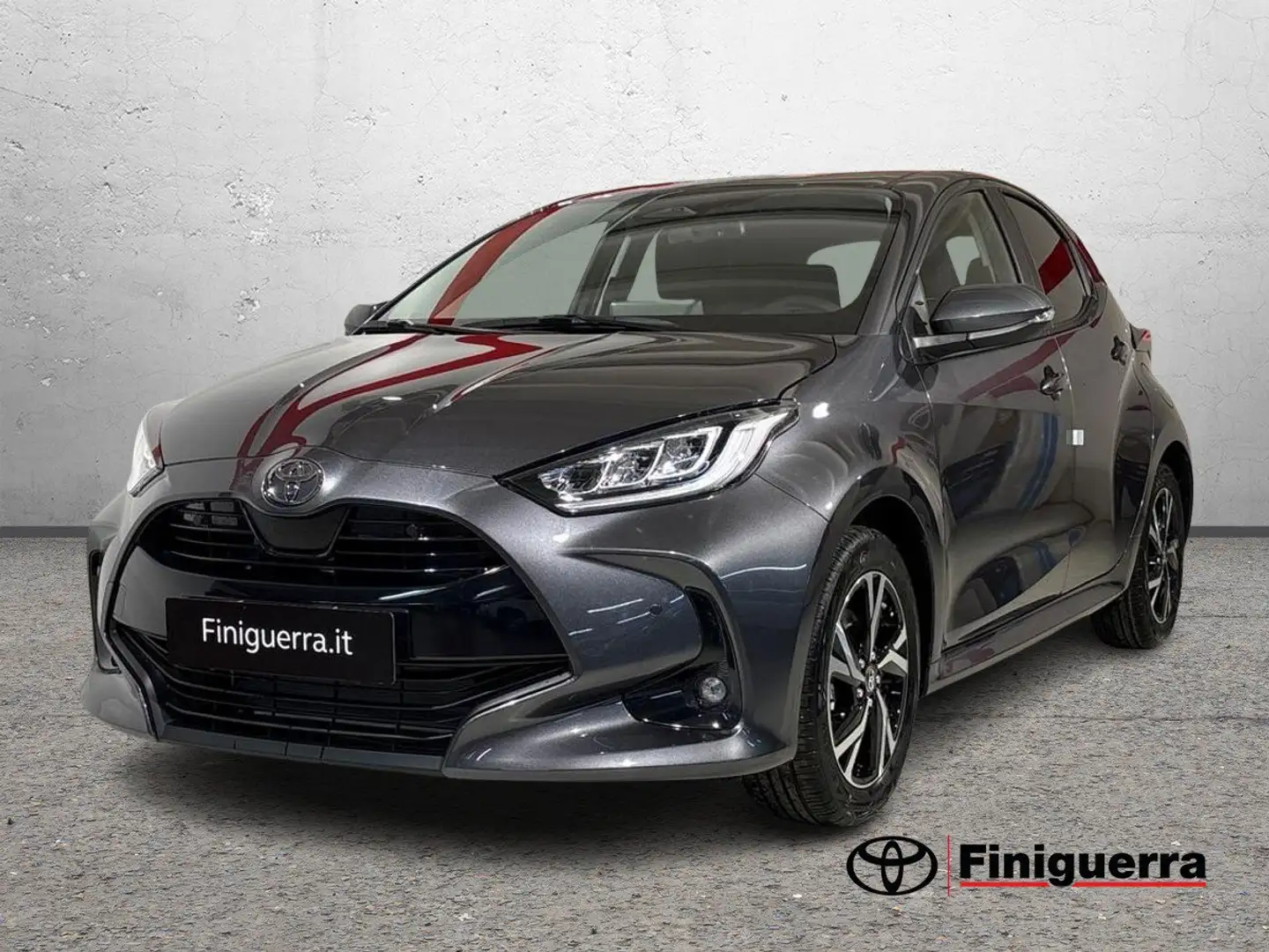 Toyota Yaris 1.5 Hybrid 5 porte Trend con comfort pack Grigio - 1