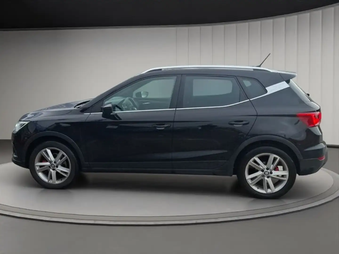 SEAT Arona 1.0 TSI Ecomotive S&S FR DSG7 110 Negro - 2
