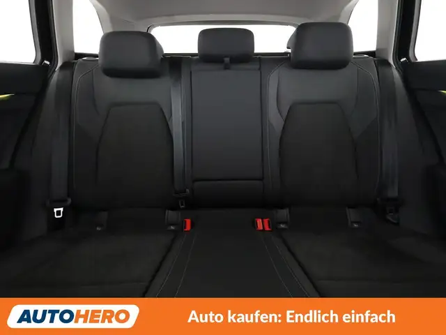 Volkswagen Golf view 15